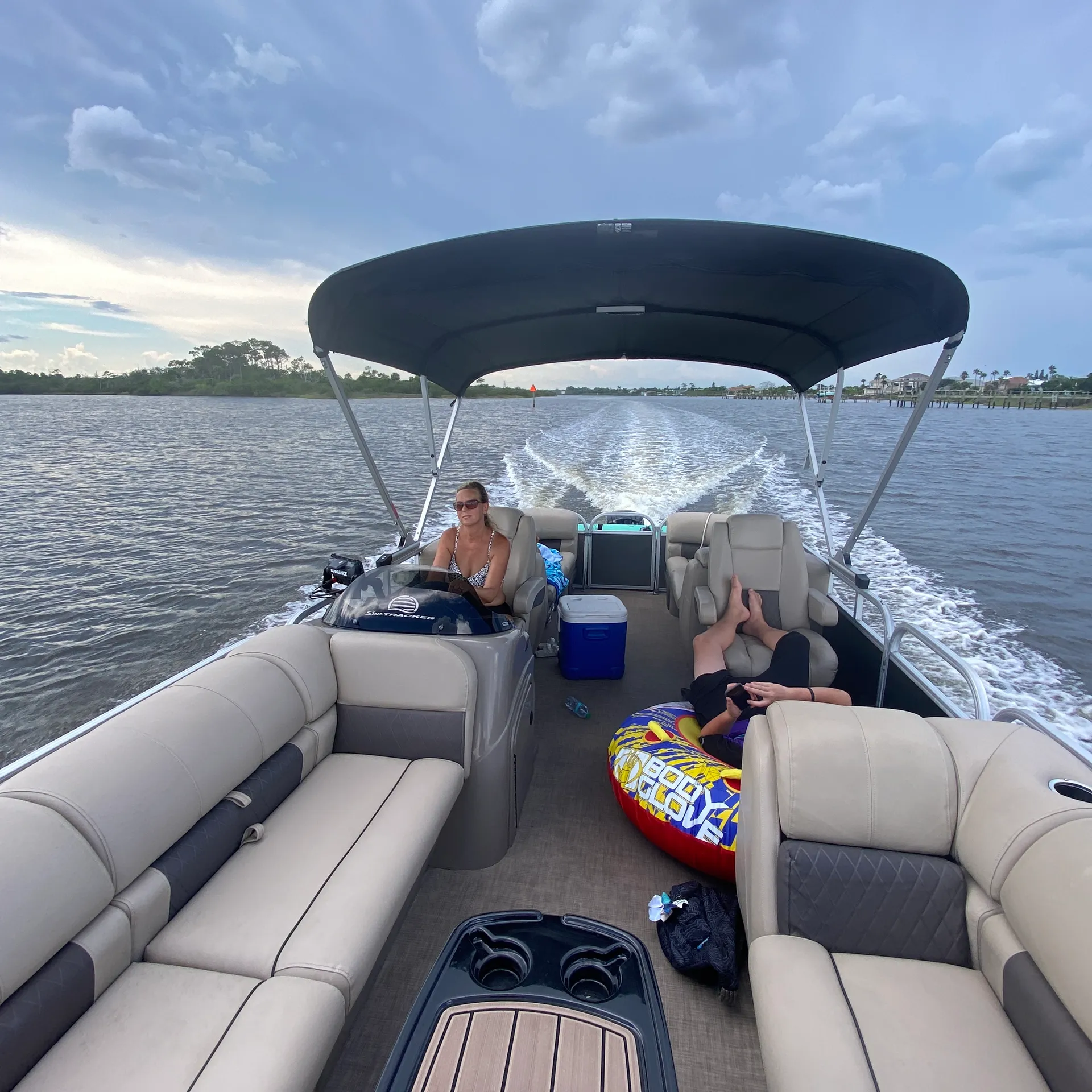 Come explore St Augustine, dolphins sunsets and sandbars! 12person 