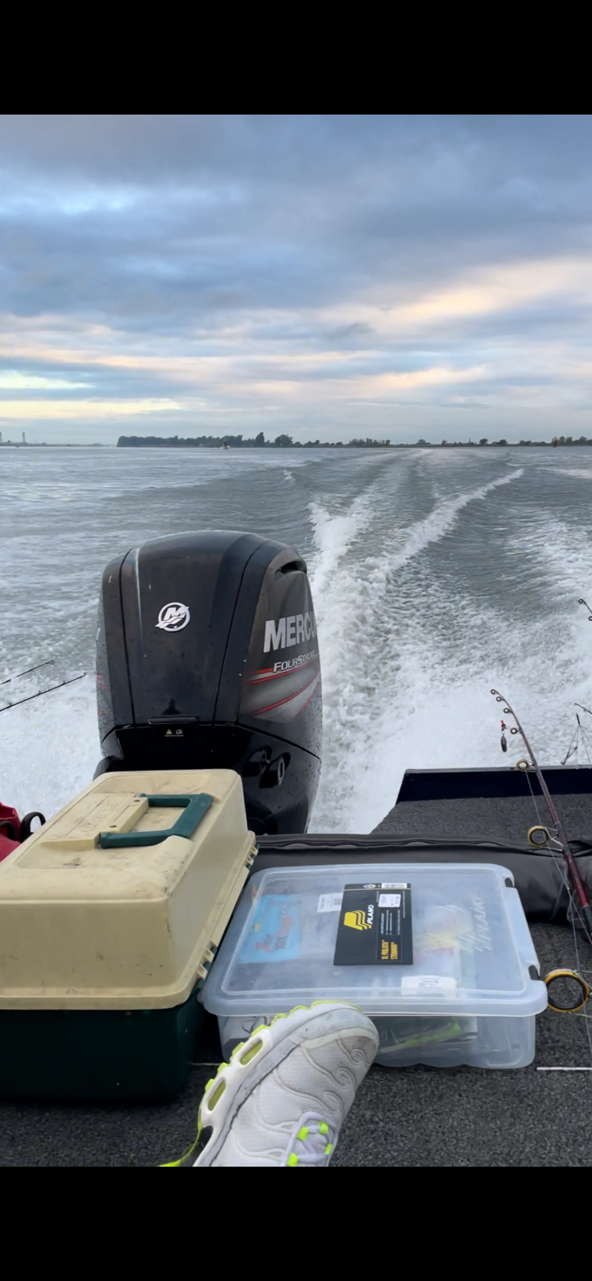 Tracker V17 Combo Ready to Fish or Play