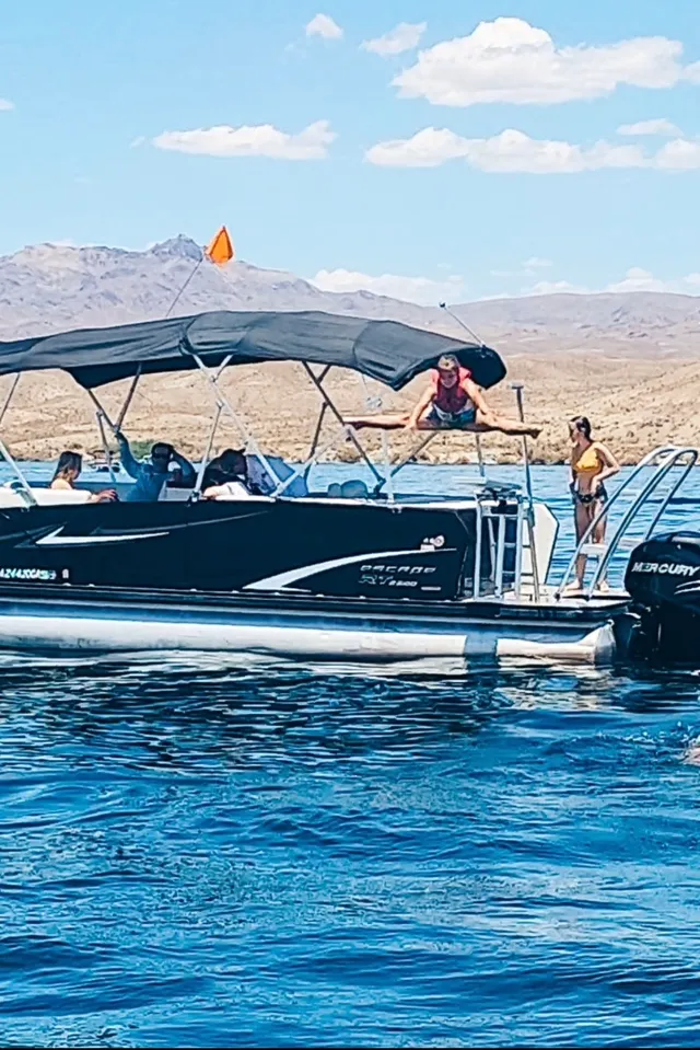 Rent a ESCAPE BY LARSON pontoon in Fort Mohave, AZ near me