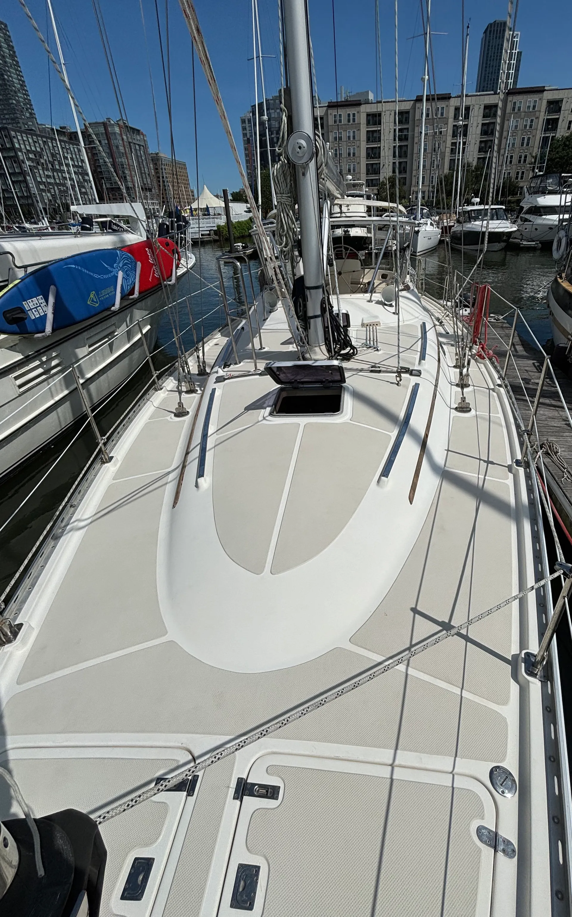 Caliber 1 Boats 47 LRC in Jersey City, NJ — photo 8