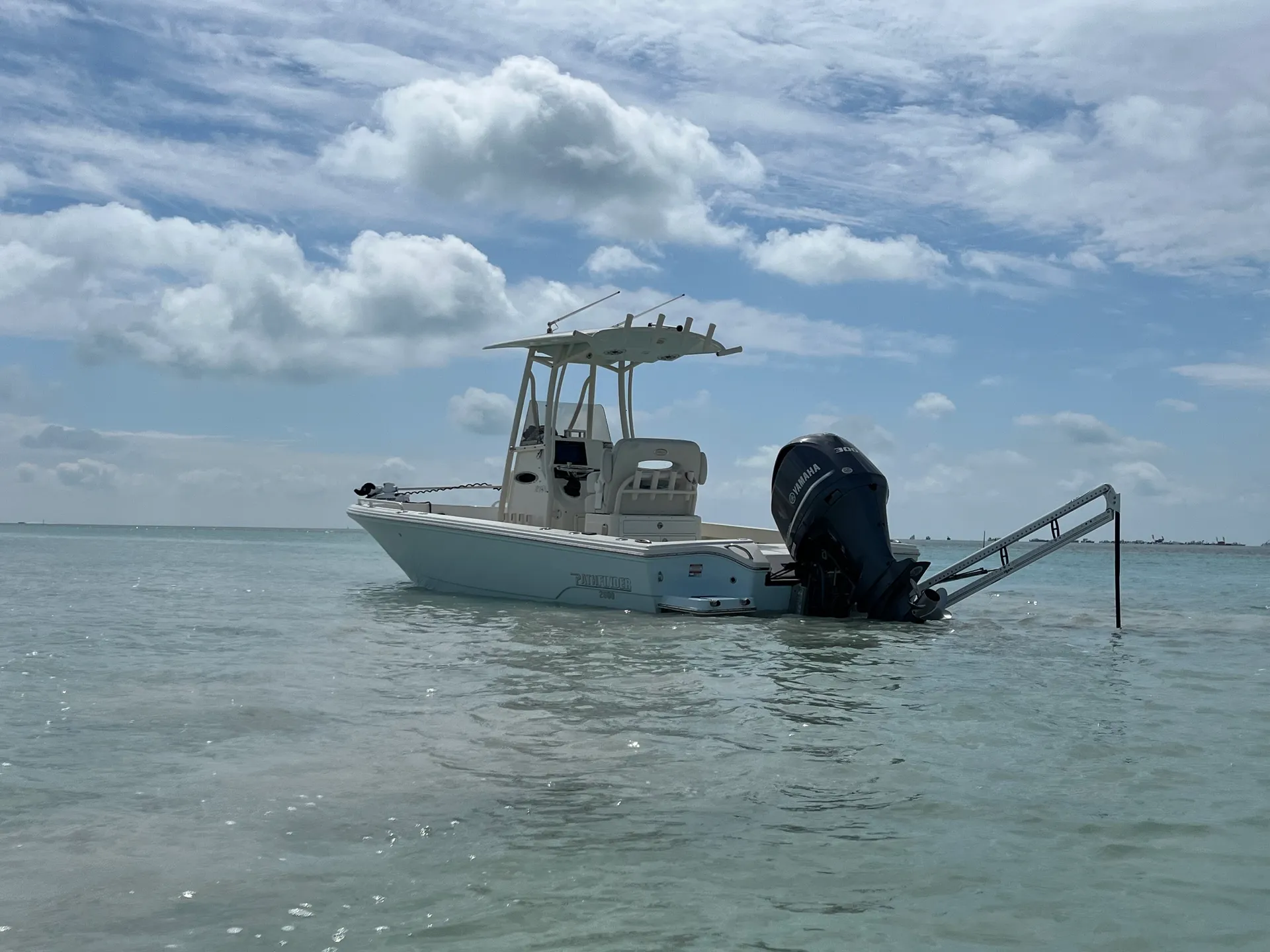 Pathfinder Boats 2600 HPS w/F300XCA Yamaha in Charleston, SC — photo 9
