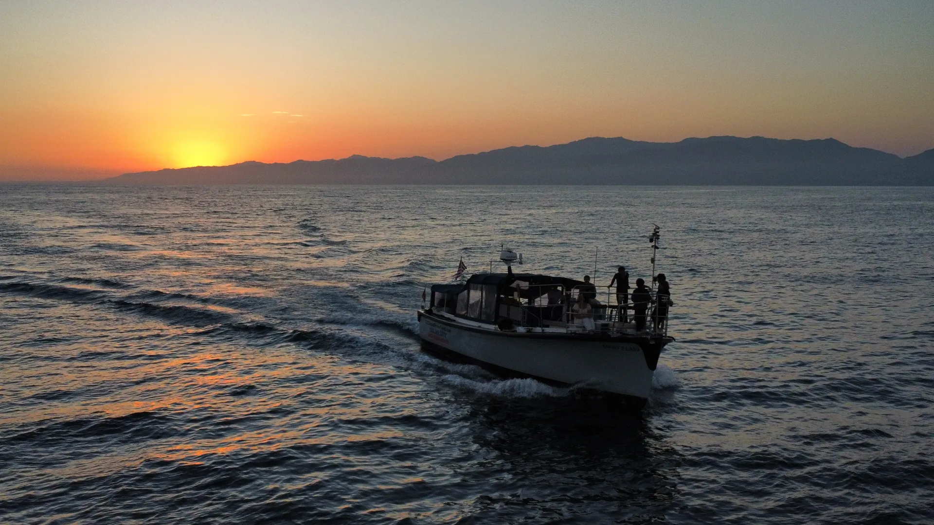  Perfect for 15-18 PASSENGERS!