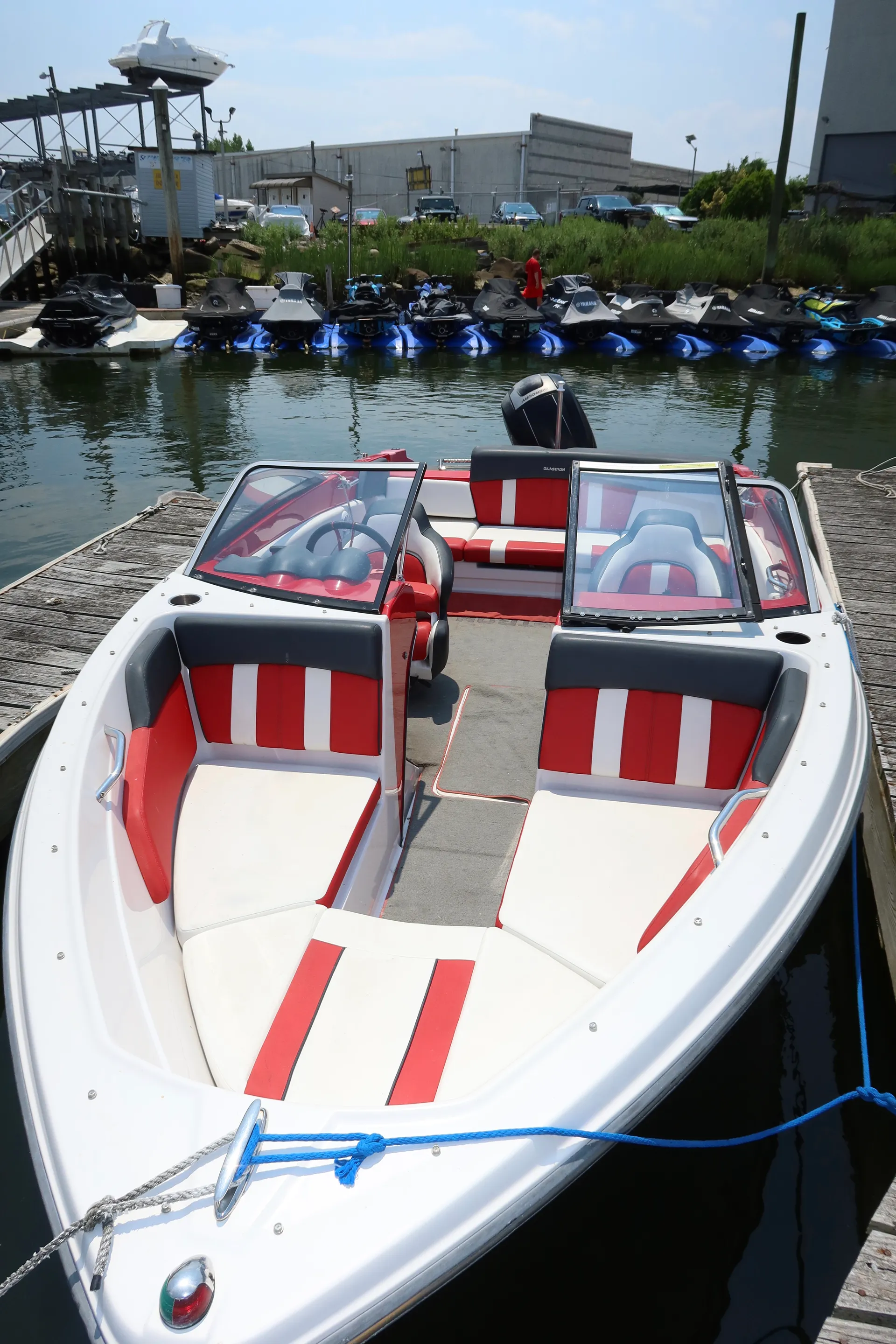 Glastron Boats GTS200  in Brooklyn, NY — photo 3