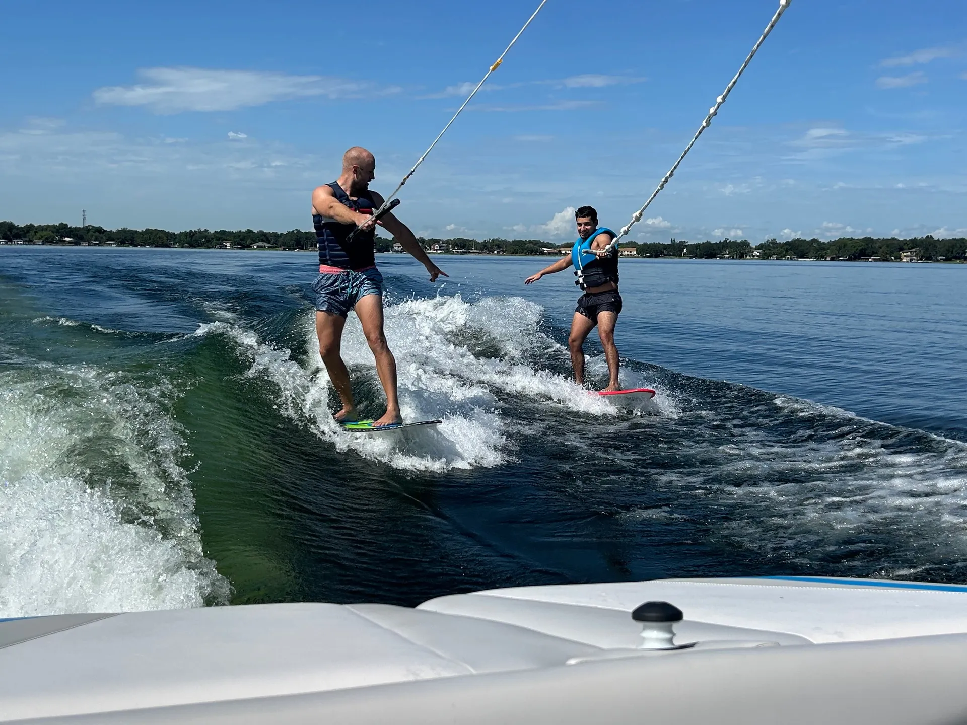 AXIS WAKE RESEARCH T22 W/TRAILER in Belle Isle, FL — photo 4