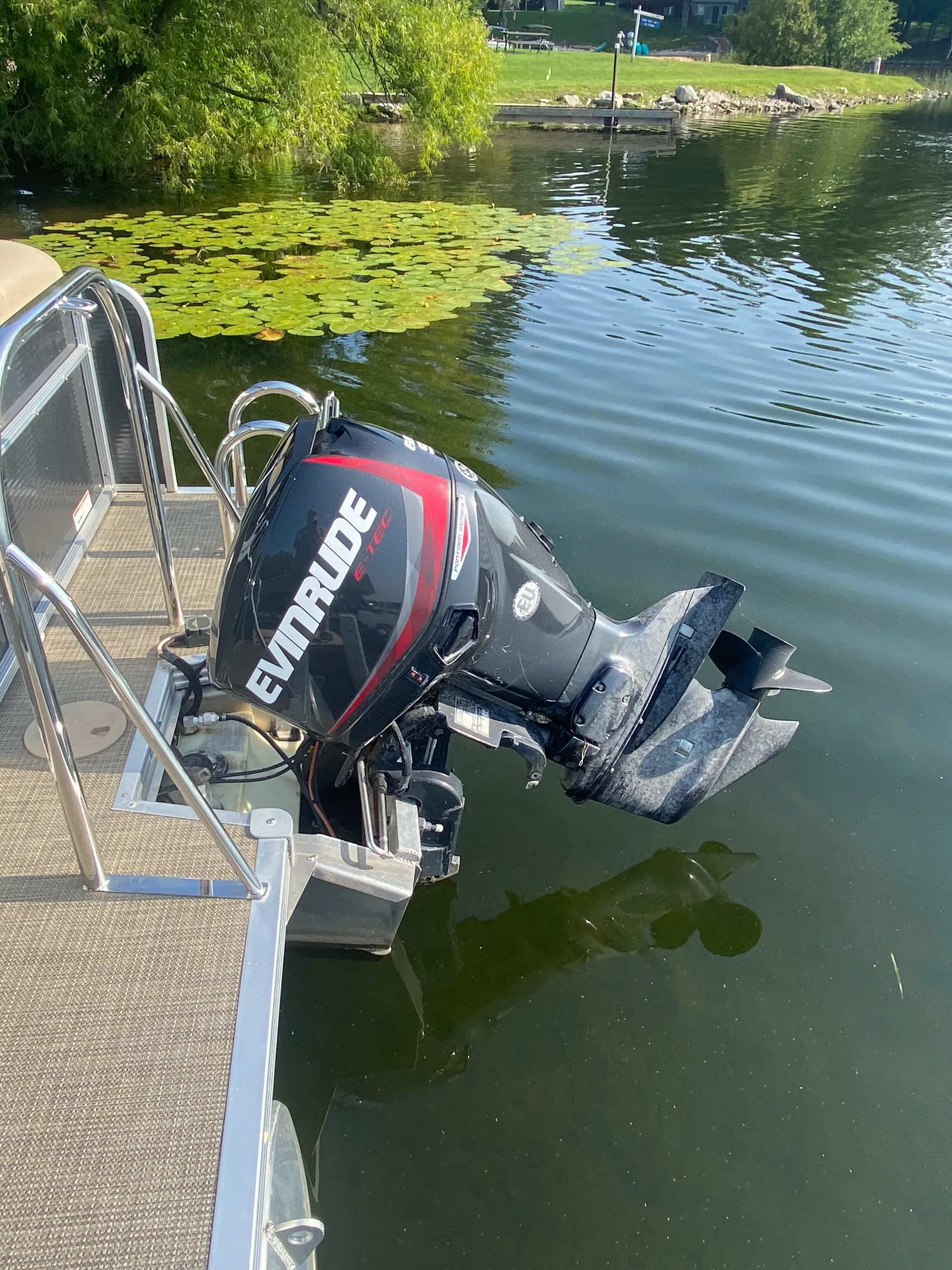 MANITOU PONTOON 20 AURORA STANDARD in Gladwin, MI — photo 7