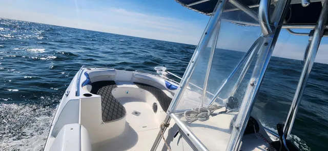 Rent a Monterey Boats 24ft center console in Destin, FL near me