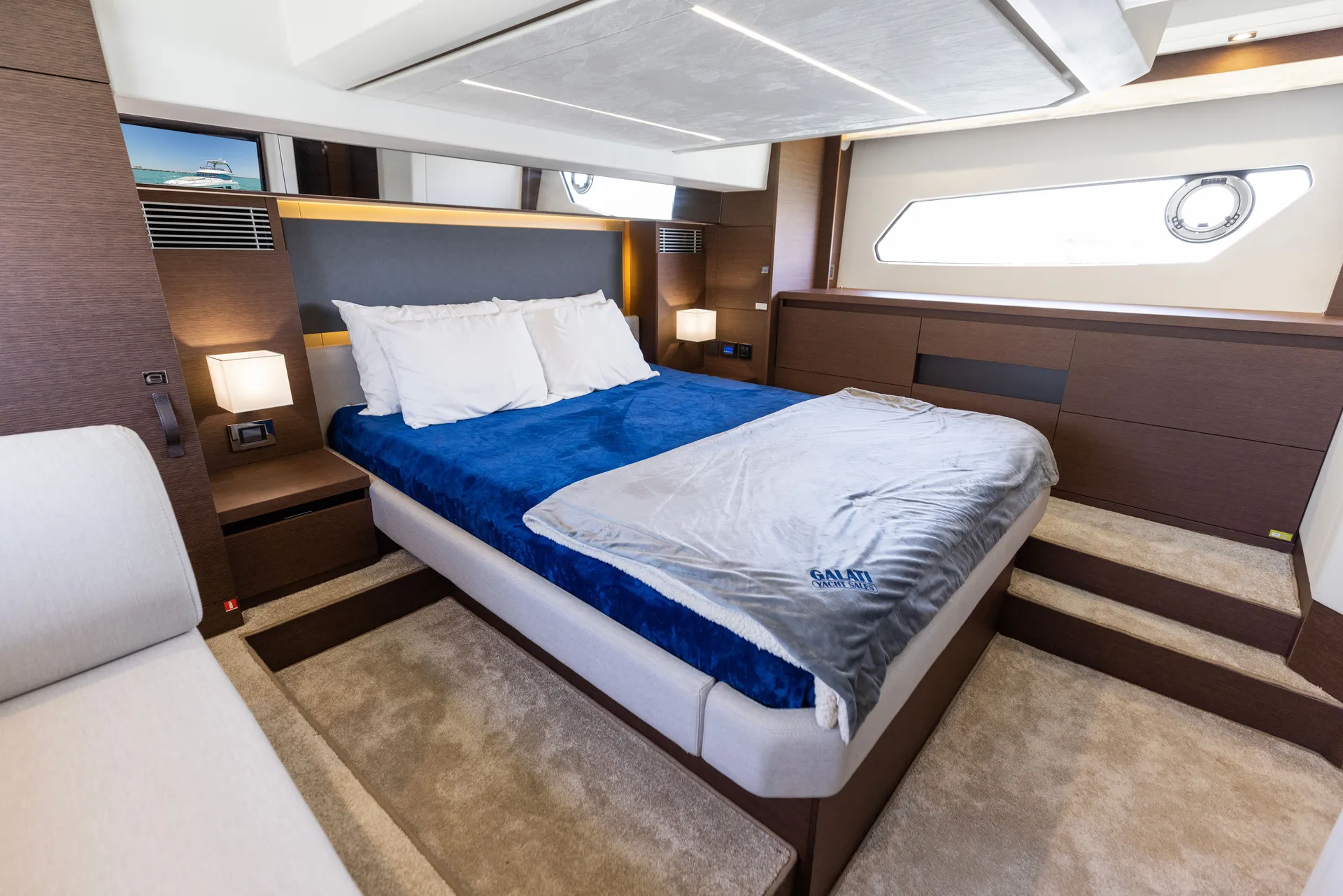 "I'm Loving It" Prestige 460 - Sarasota in Style!