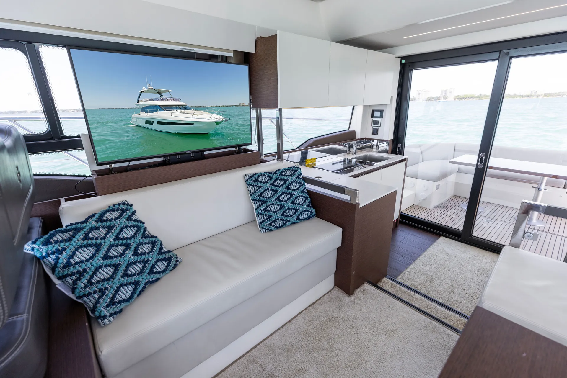 "I'm Loving It" Prestige 460 - Sarasota in Style!