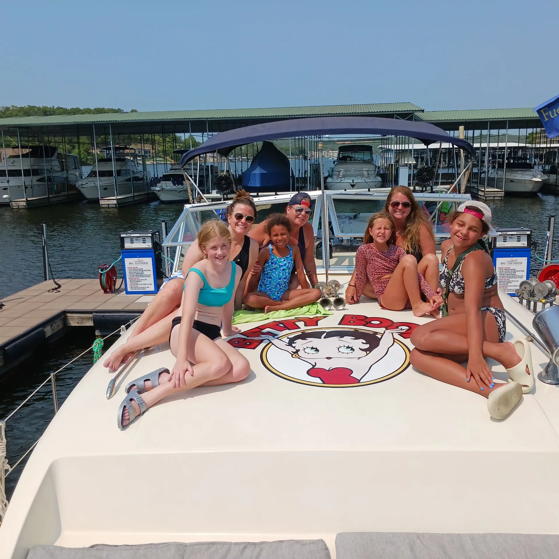 Classic cruiser - 37 feet of  spacious double cabin, USCG Captained