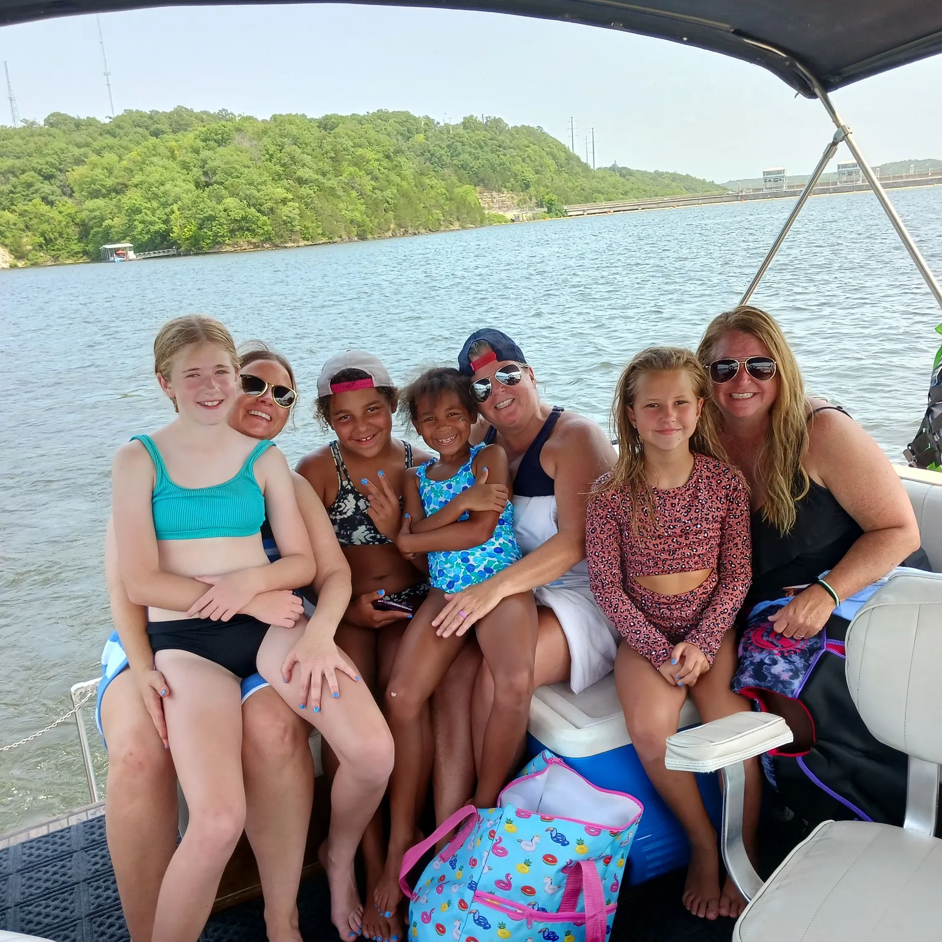 Classic cruiser - 37 feet of  spacious double cabin, USCG Captained