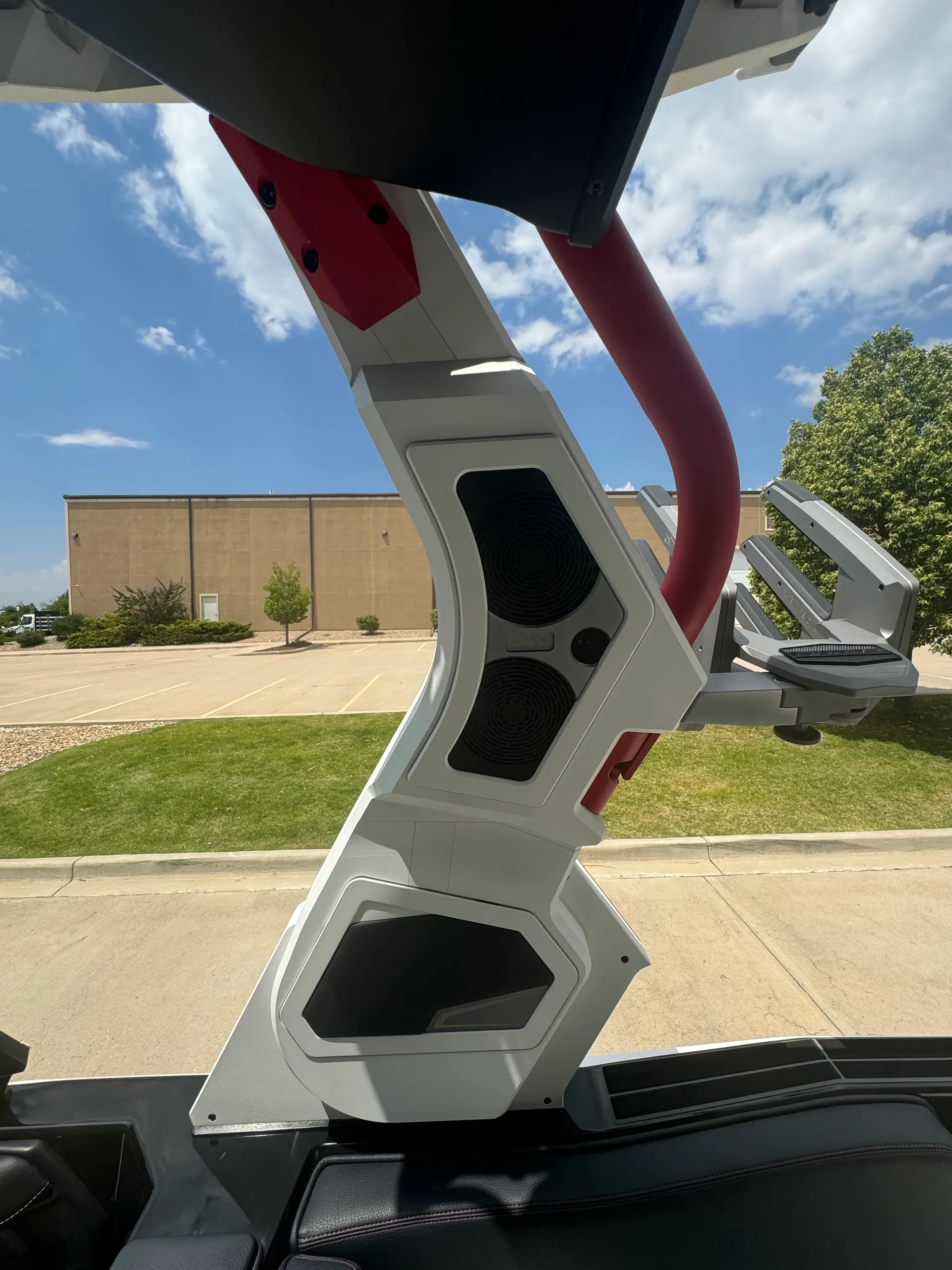 2024 Supra SL 550 Wake/Surf Boat Rental in Loveland, Colorado