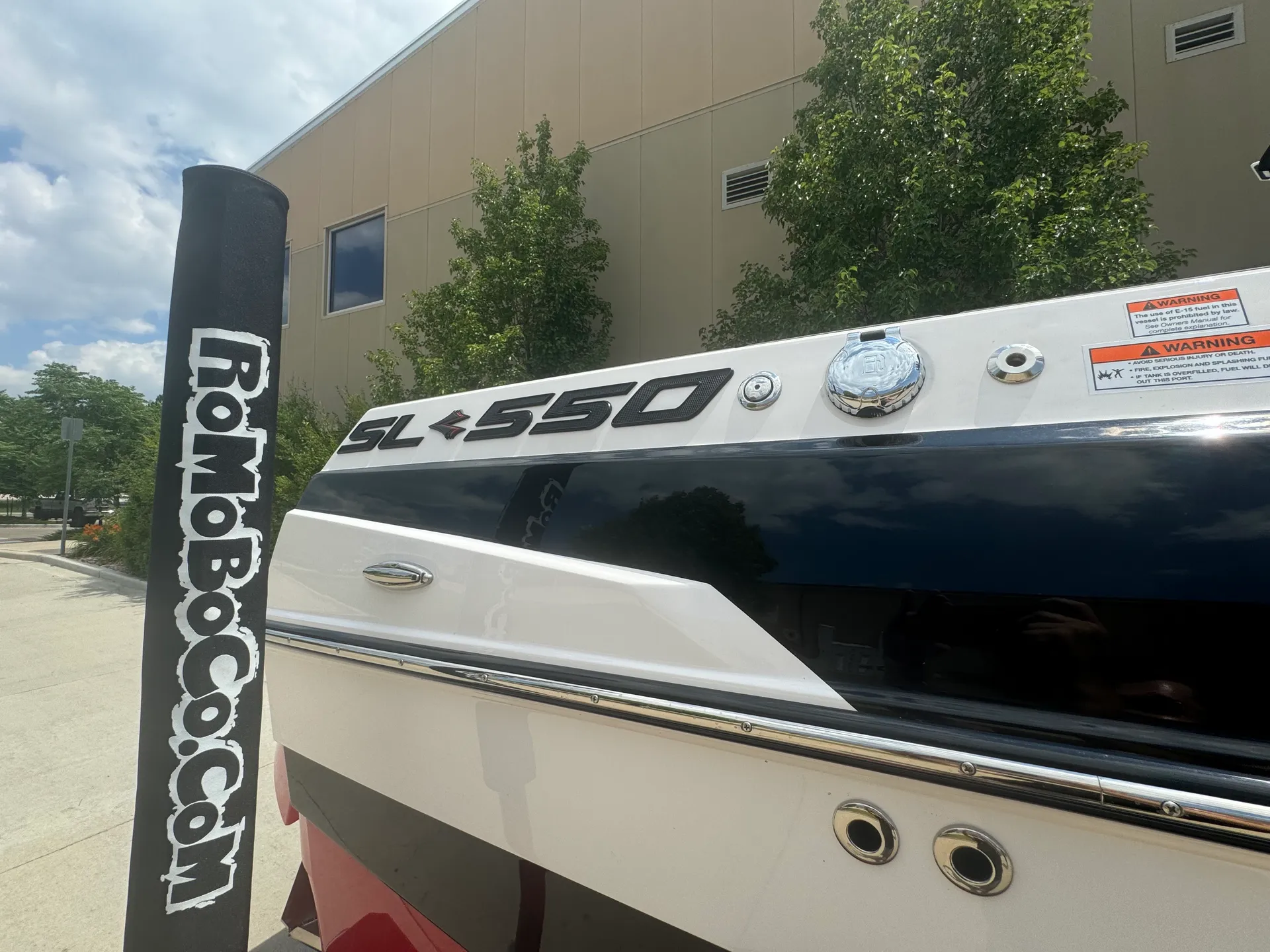 2024 Supra SL 550 Wake/Surf Boat Rental in Loveland, Colorado