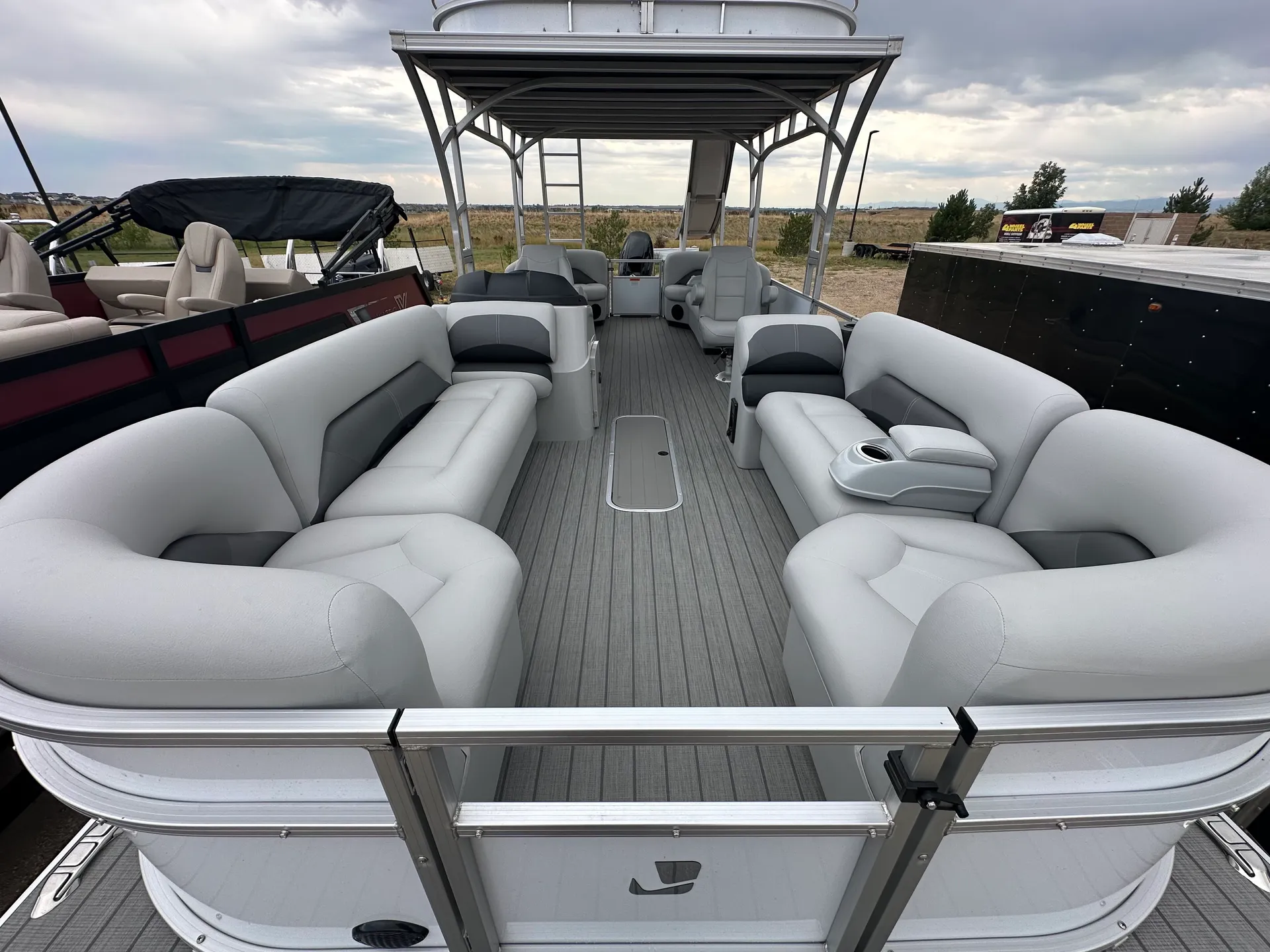 Tritoon Boat ~ 2024 Landau Island Breeze 252 Top Deck 
