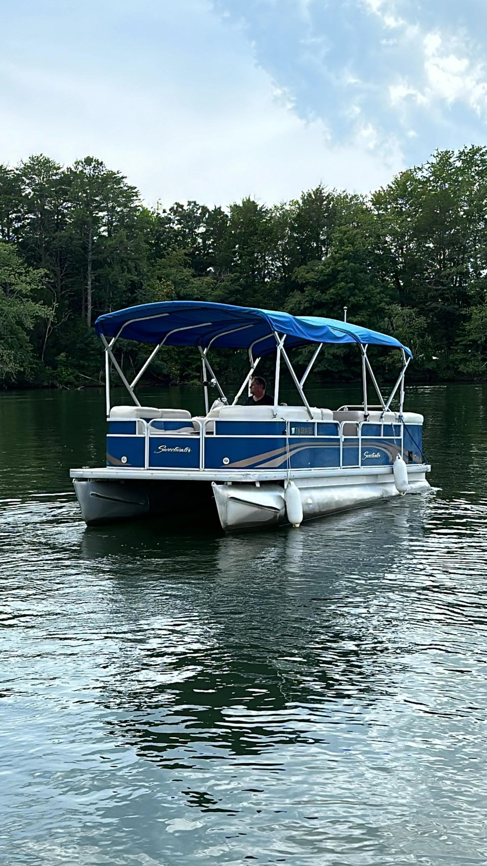 Godfrey Marine Sweetwater 2286 in Ten Mile, TN — photo 5