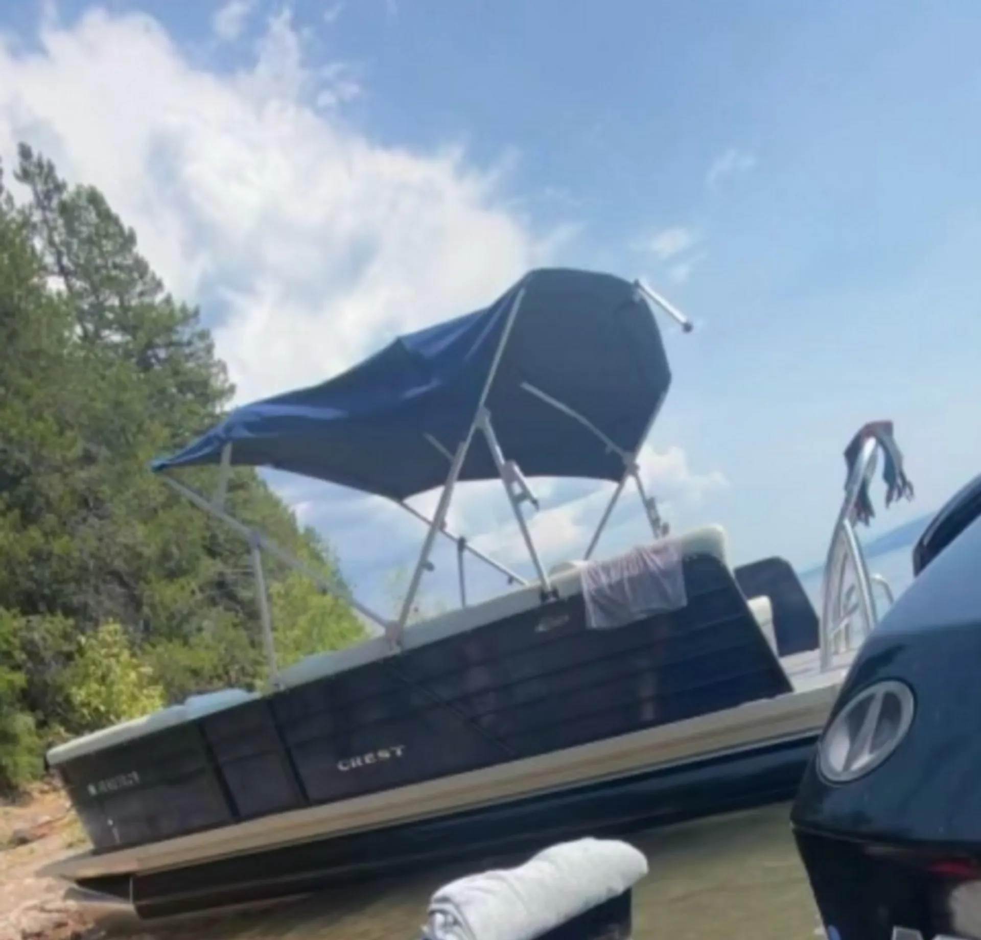 CREST PONTOONS CLASSIC LX 220 SLC in Columbia Falls, MT — photo 8