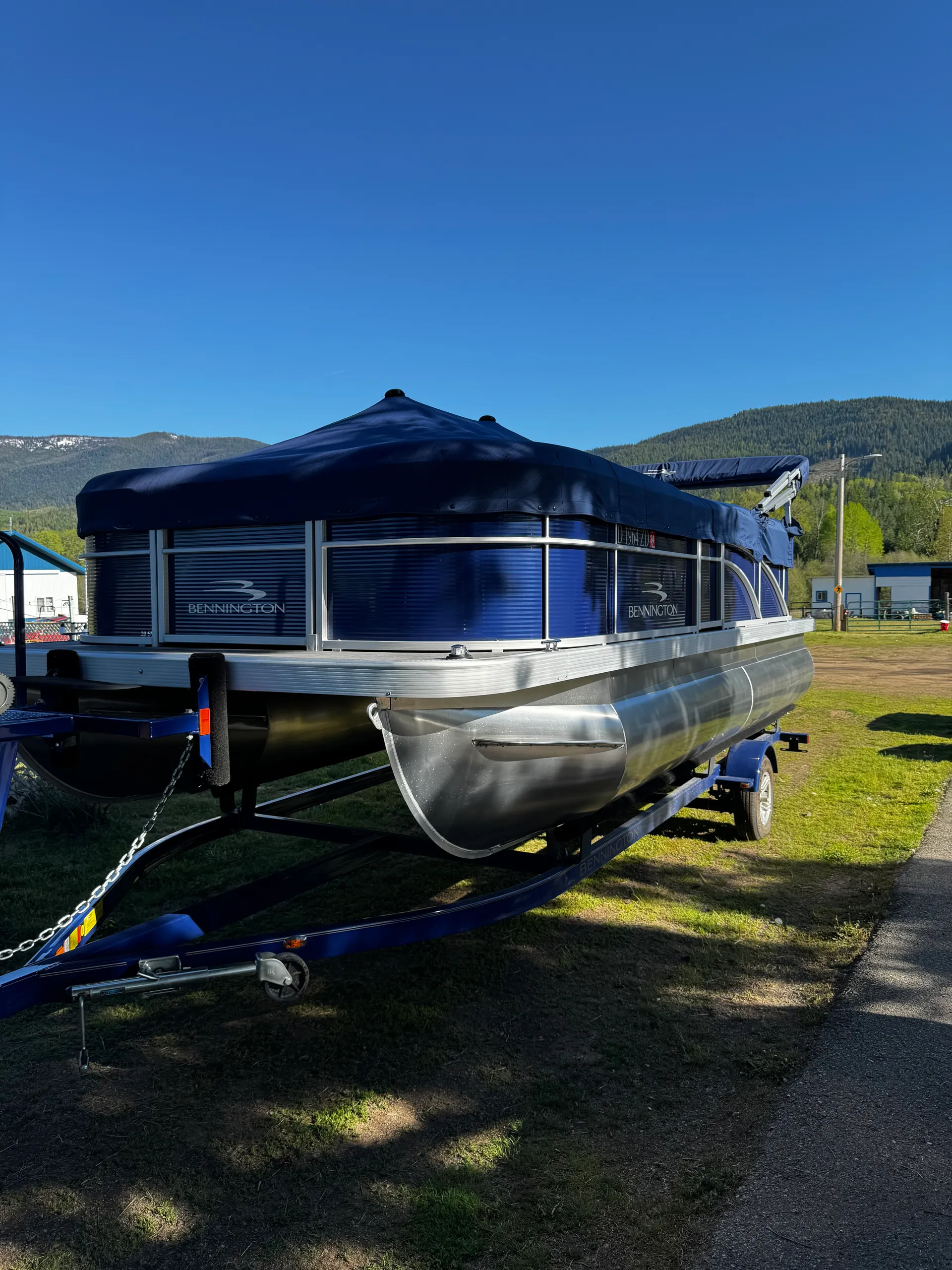 Adventure in North Idaho 🚤💦 Fishing, Tubing, & More! 