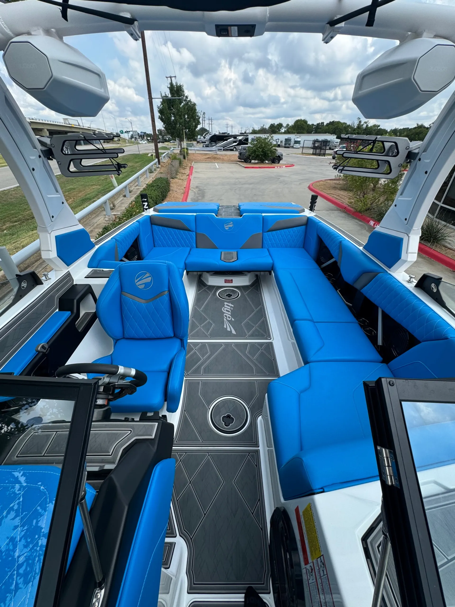 TIGE' BOATS Z3 in Little Elm, TX — photo 5