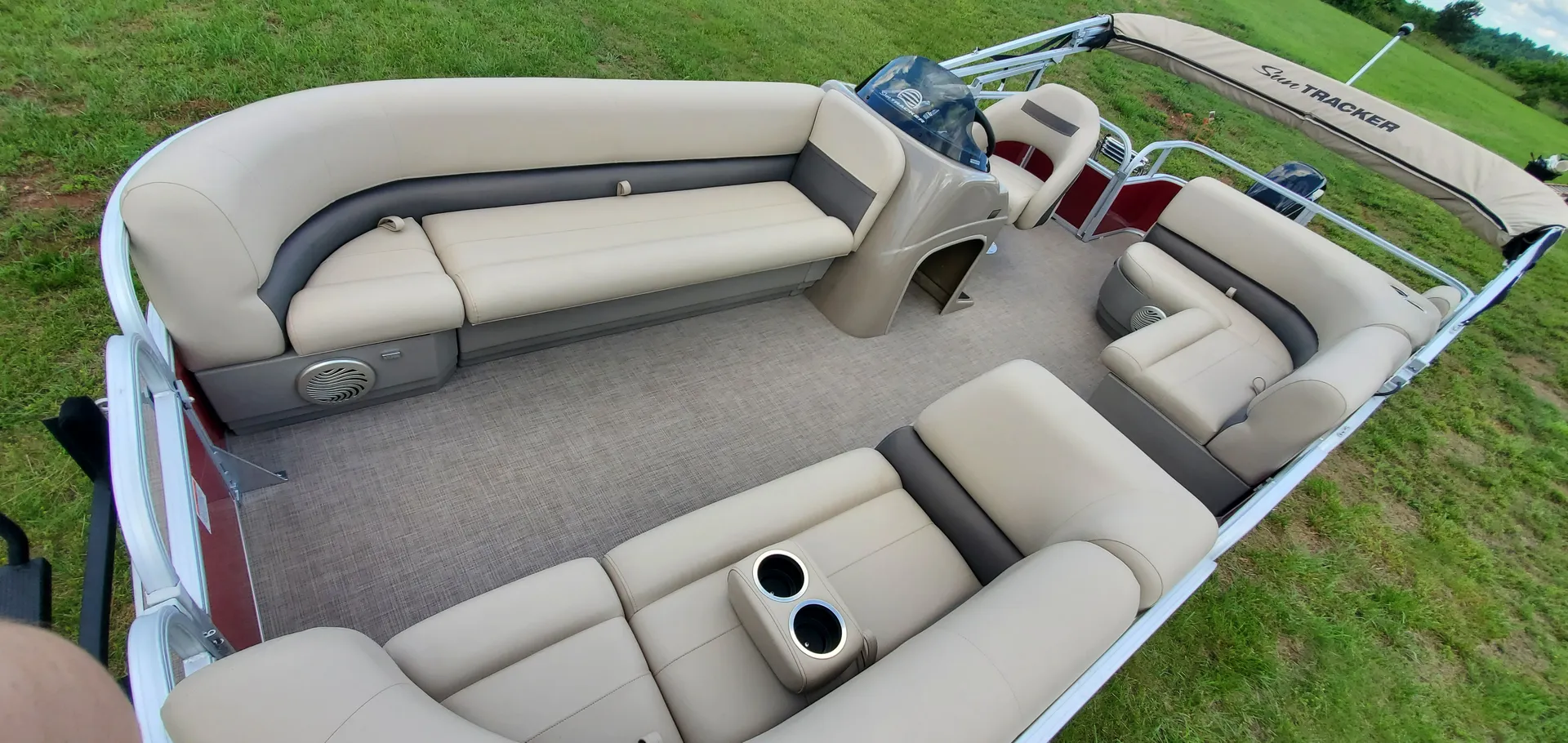 Pontoon for 10 people! easy to drive. ELECTRIC ANCHOR ⚓🔱