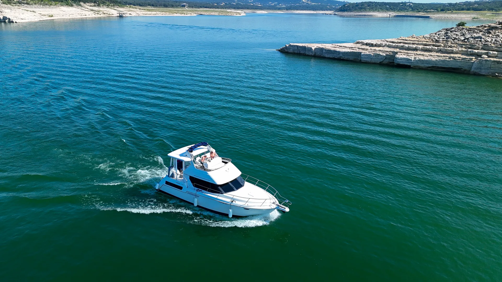 Luxurious 40 ft Yacht in Austin Texas!!!