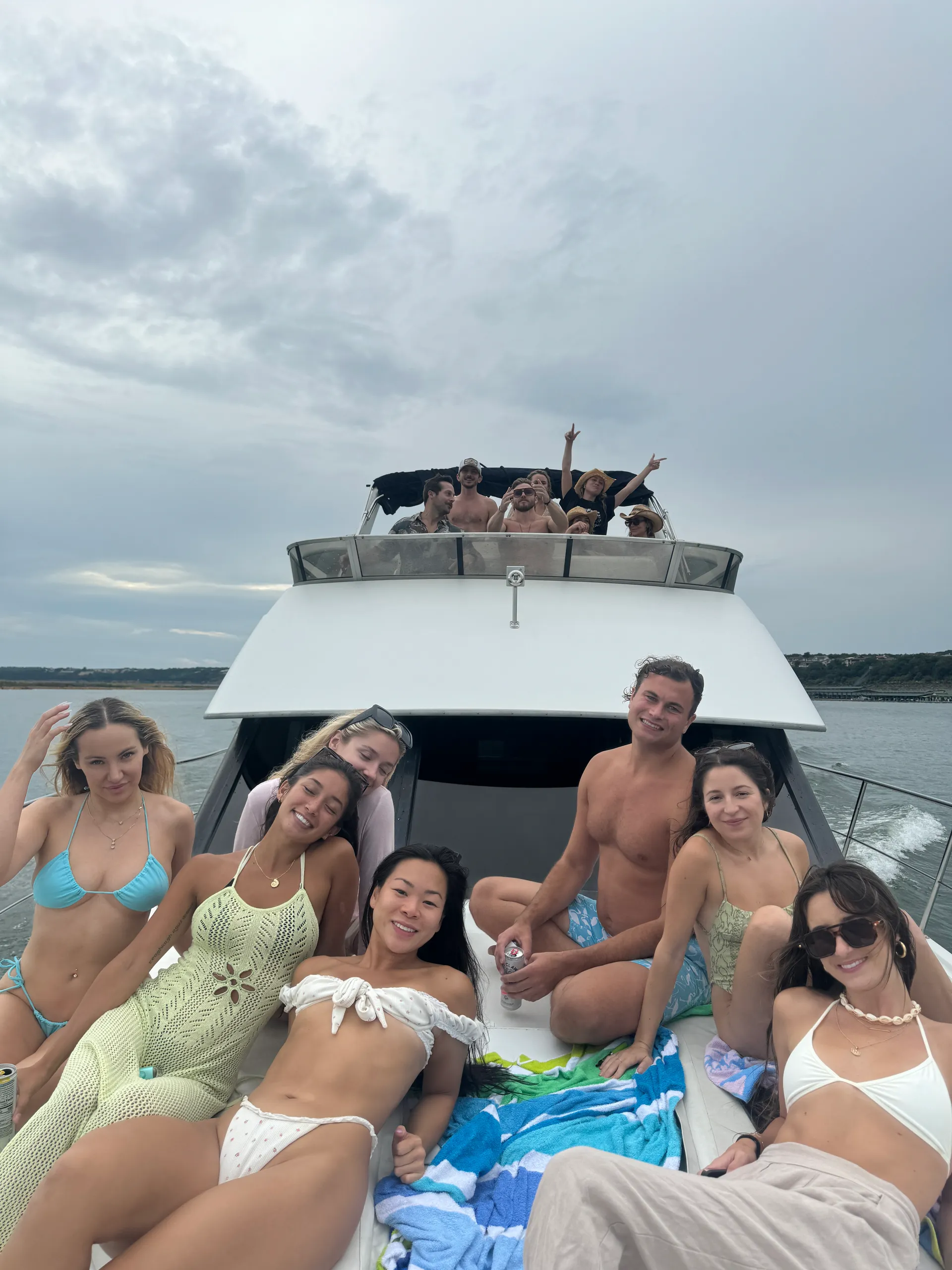 Luxurious 40 ft Yacht in Austin Texas!!!