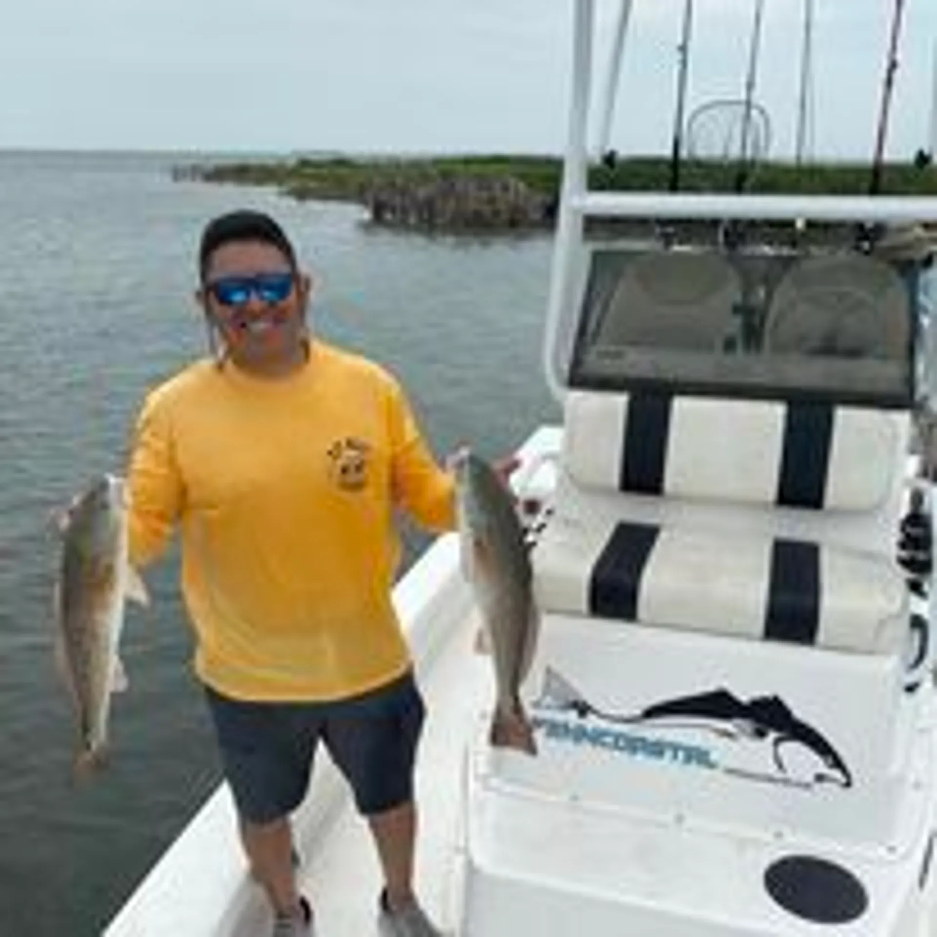 2022 Majek Illusion M2 23 Foot 