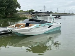 2024 Centurion FI23 seating for 13!