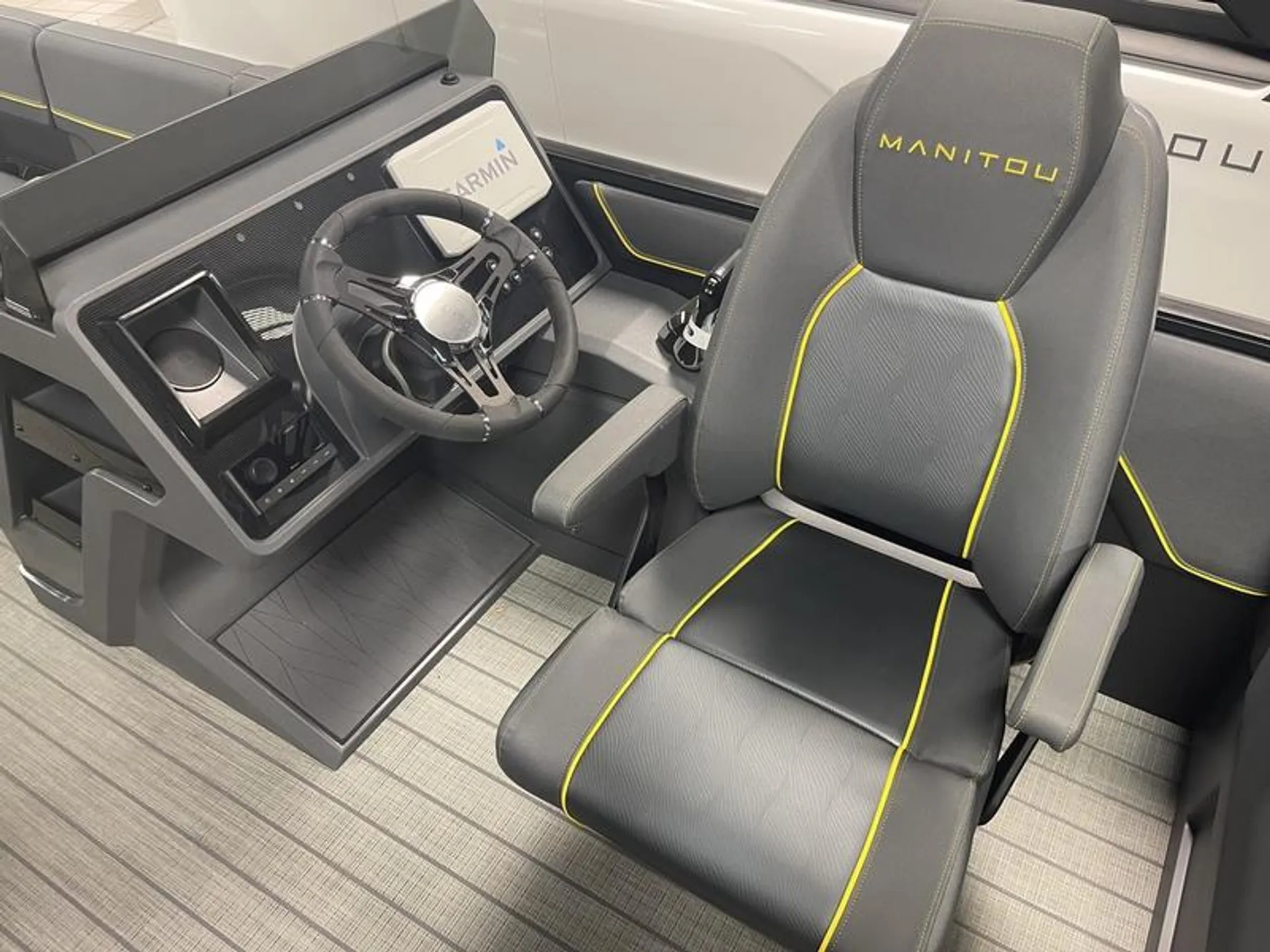 2024 24’ Tritoon with 300HP Mercury Outboard 