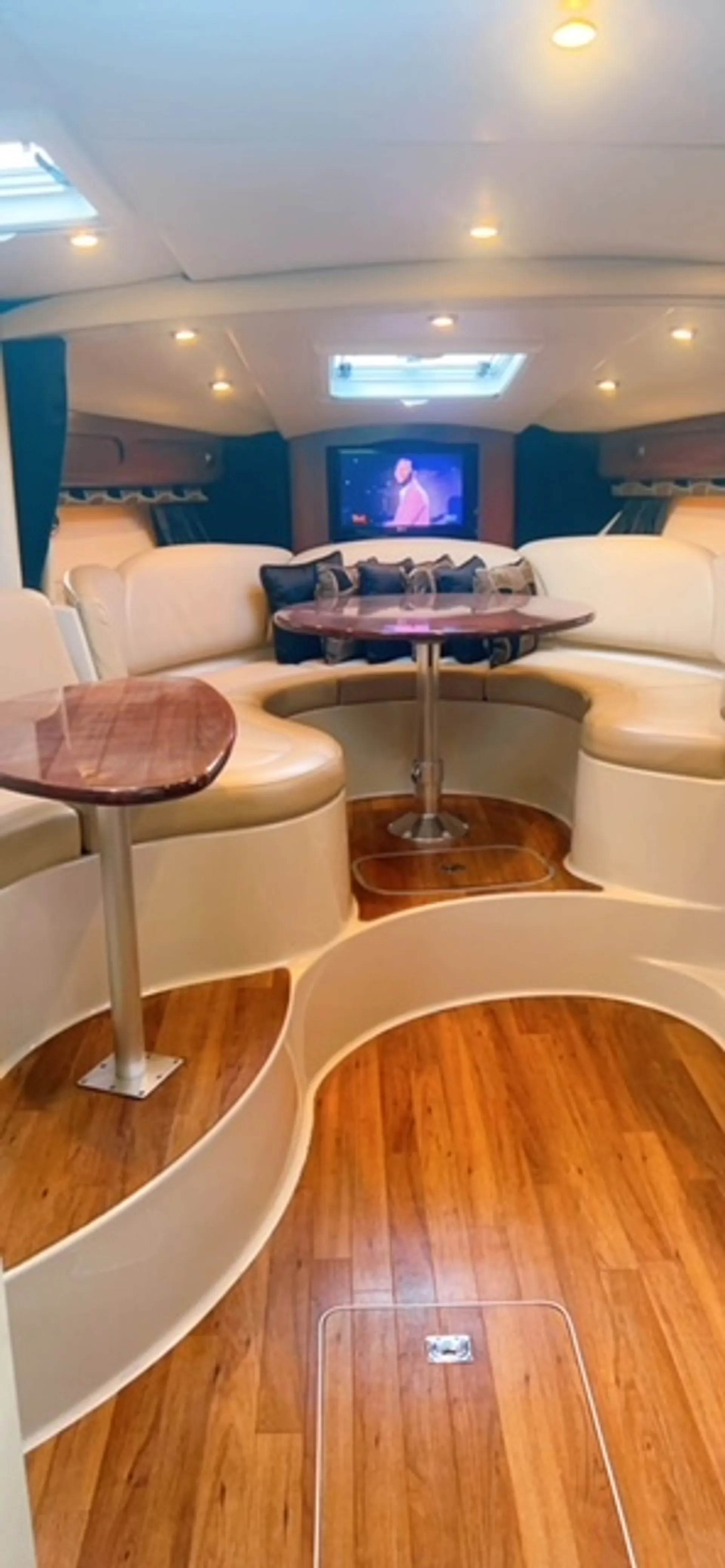 Chaparral Boats IO1146954 in Washington, DC — photo 7