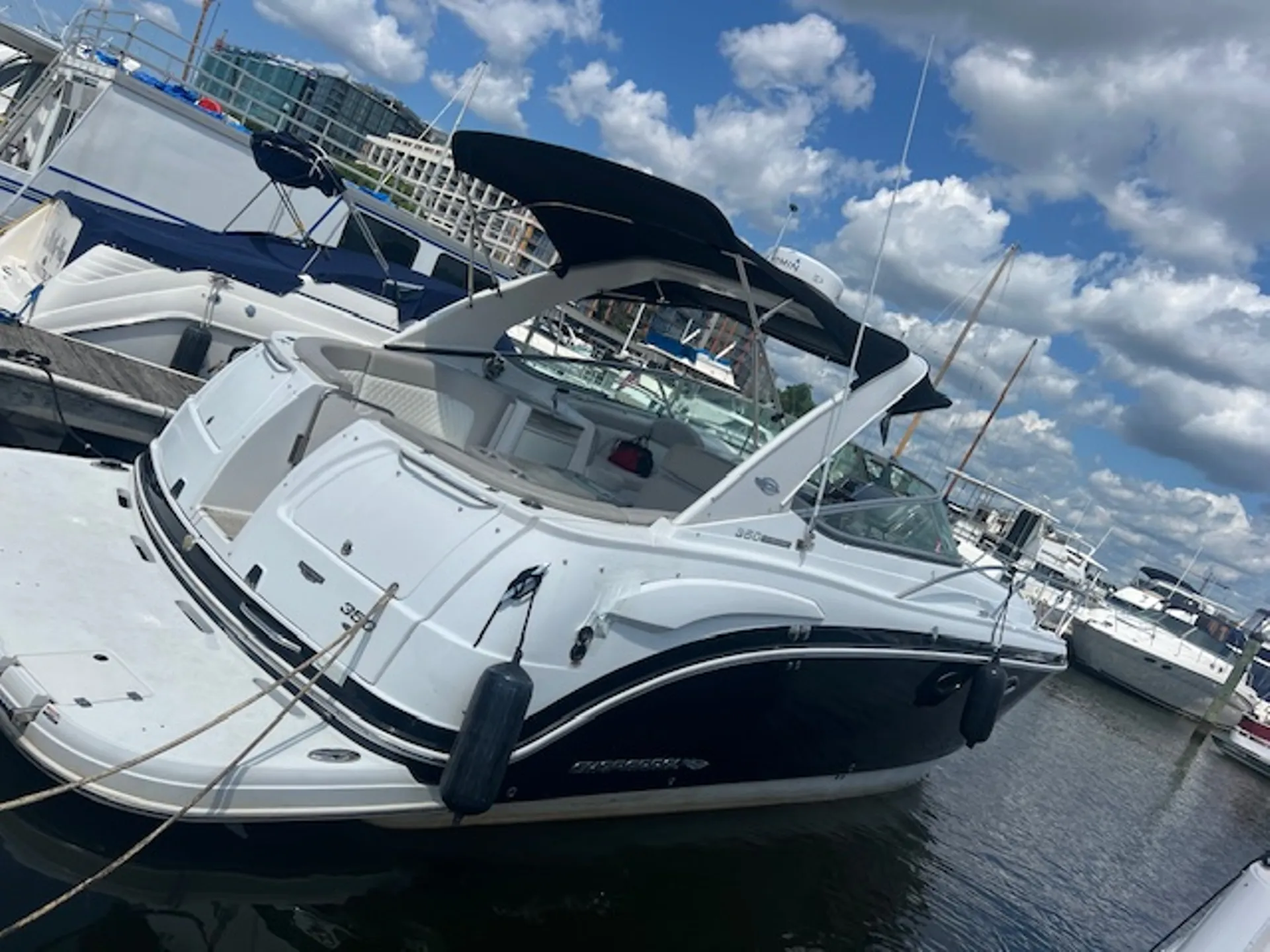 Chaparral Boats IO1146954 in Washington, DC — photo 2