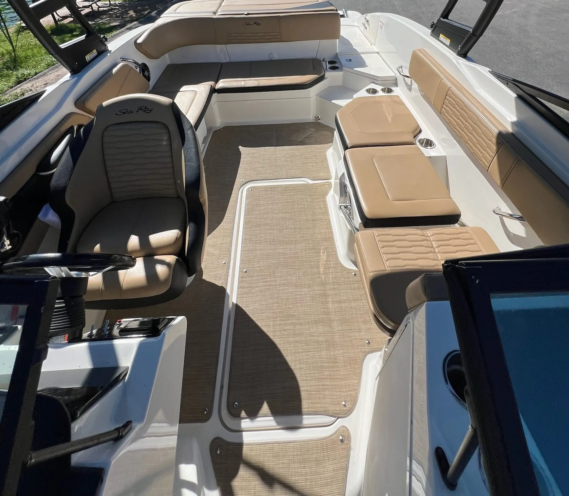 Sea Ray Boats SPX 210 in Austin, TX — photo 3