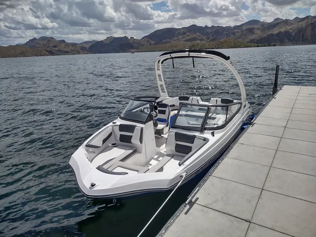Rent a YAMAHA deck boat in Chandler, AZ near me