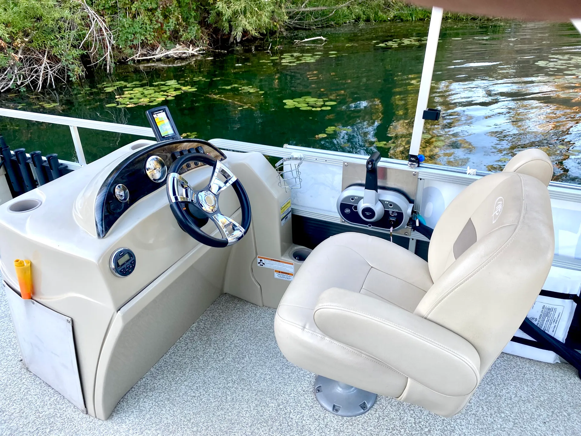22' Montego Bay pontoon for cruising, tubing and fishing