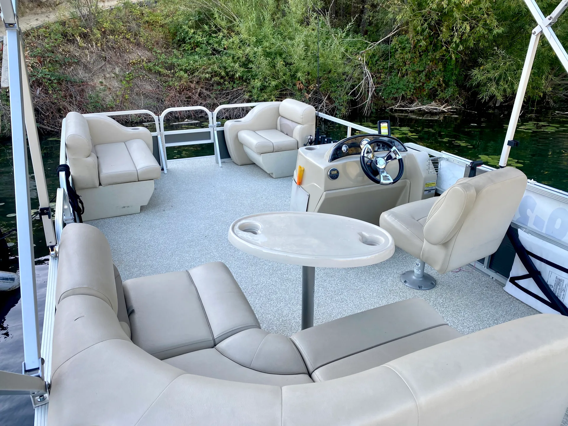 22' Montego Bay pontoon for cruising, tubing and fishing