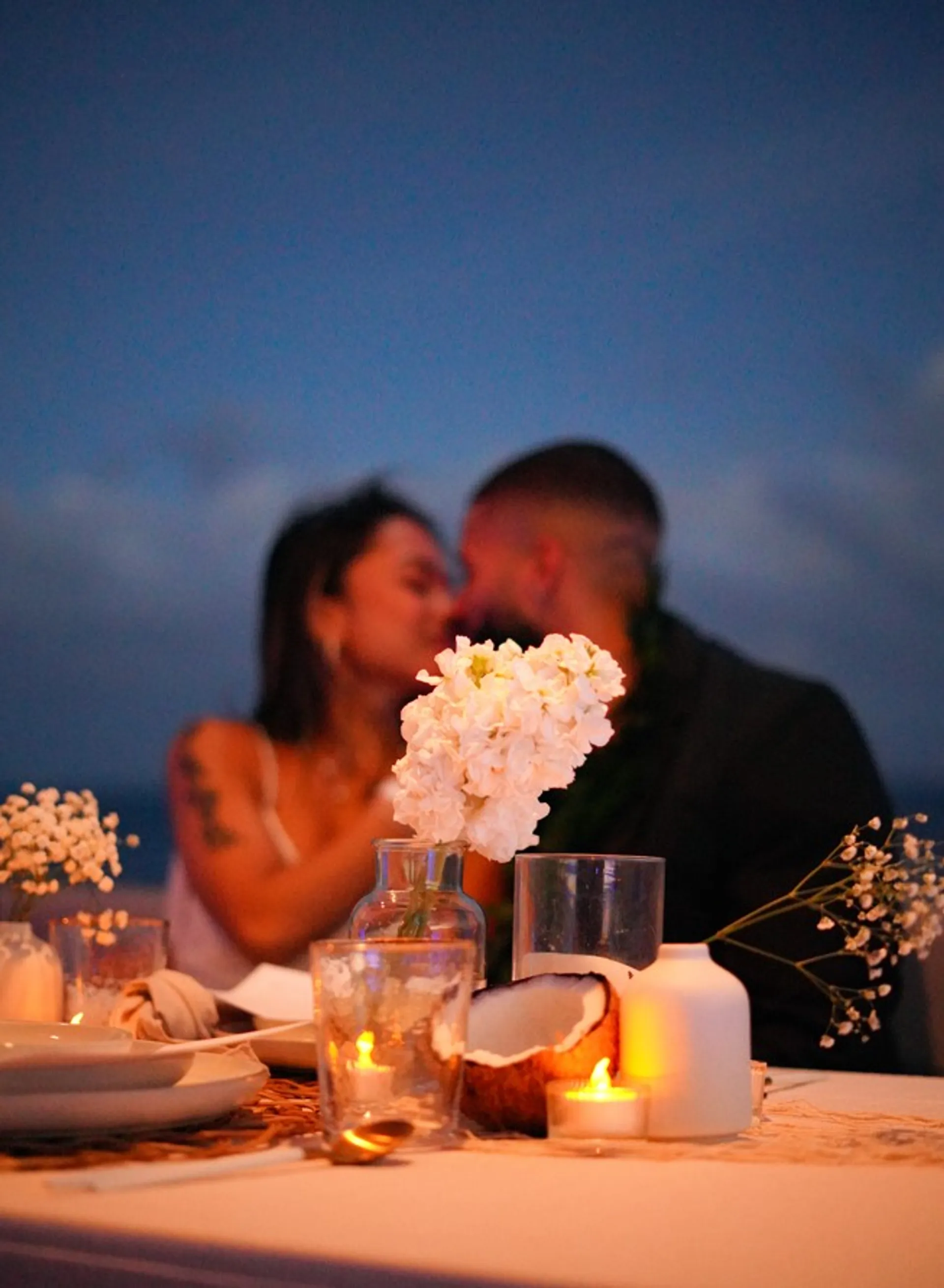 69ft Ferretti, Most Luxurious Yacht in Hawaii -Unparalleled Experience