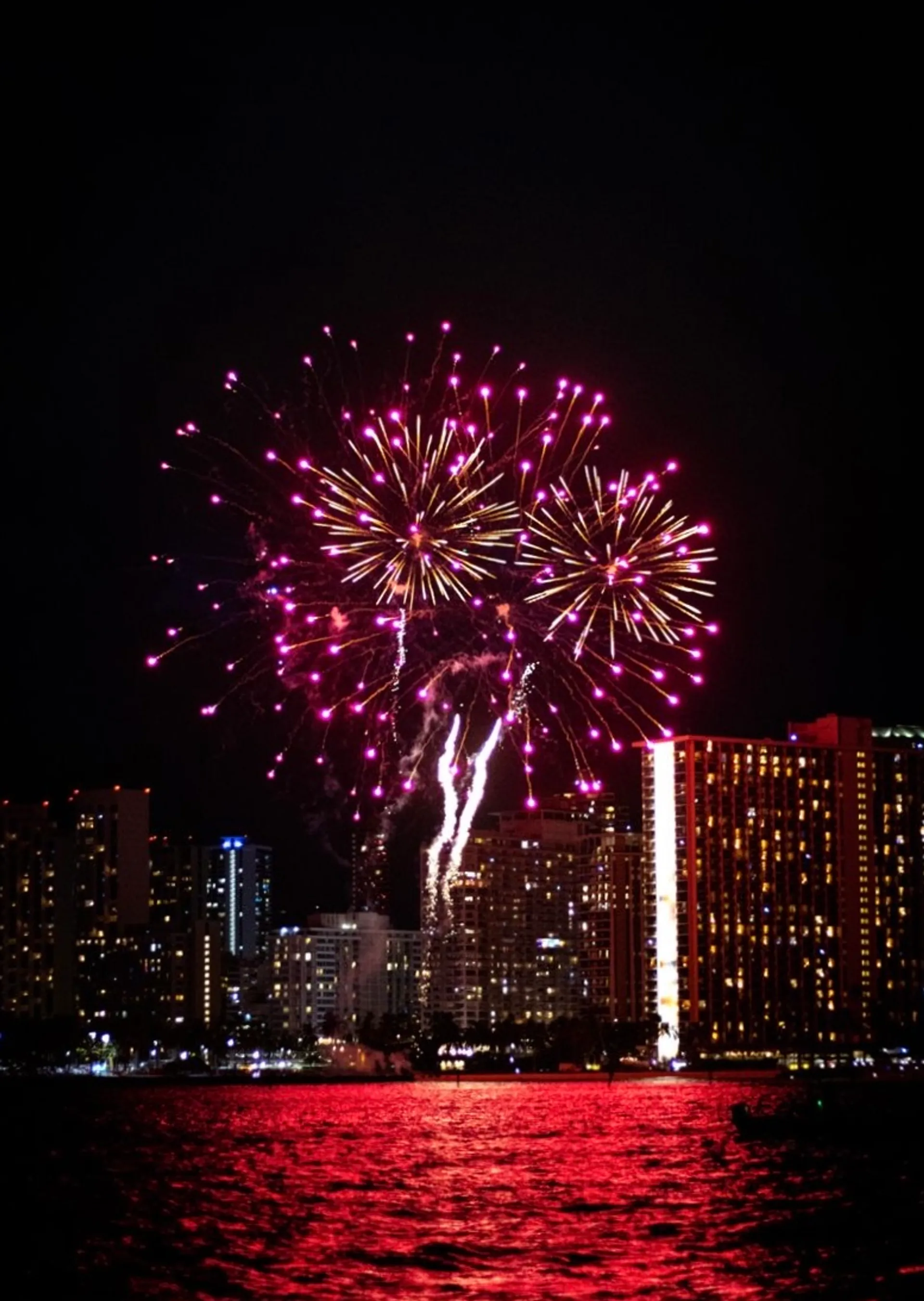 69ft Ferretti, Most Luxurious Yacht in Hawaii -Unparalleled Experience