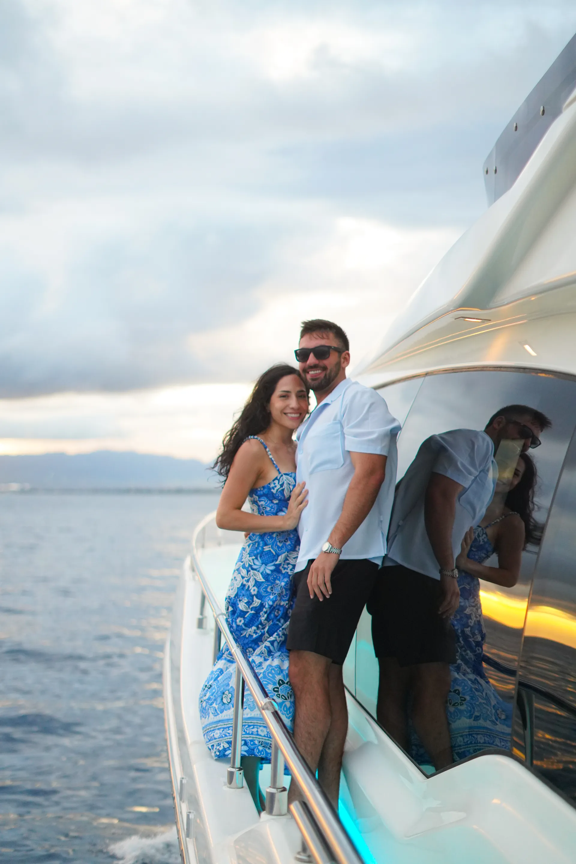 69ft Ferretti, Most Luxurious Yacht in Hawaii -Unparalleled Experience