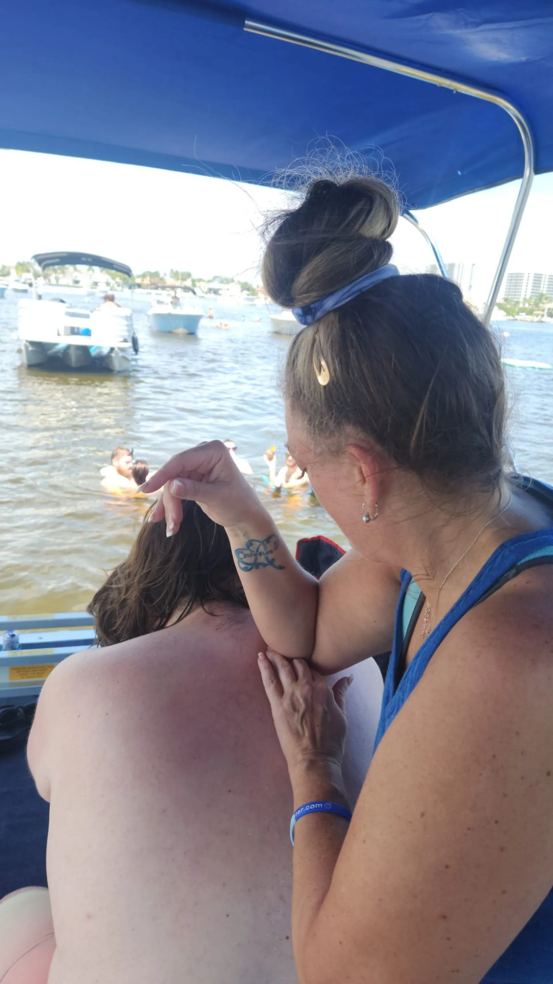 Private Boat Charter WITH Massages!