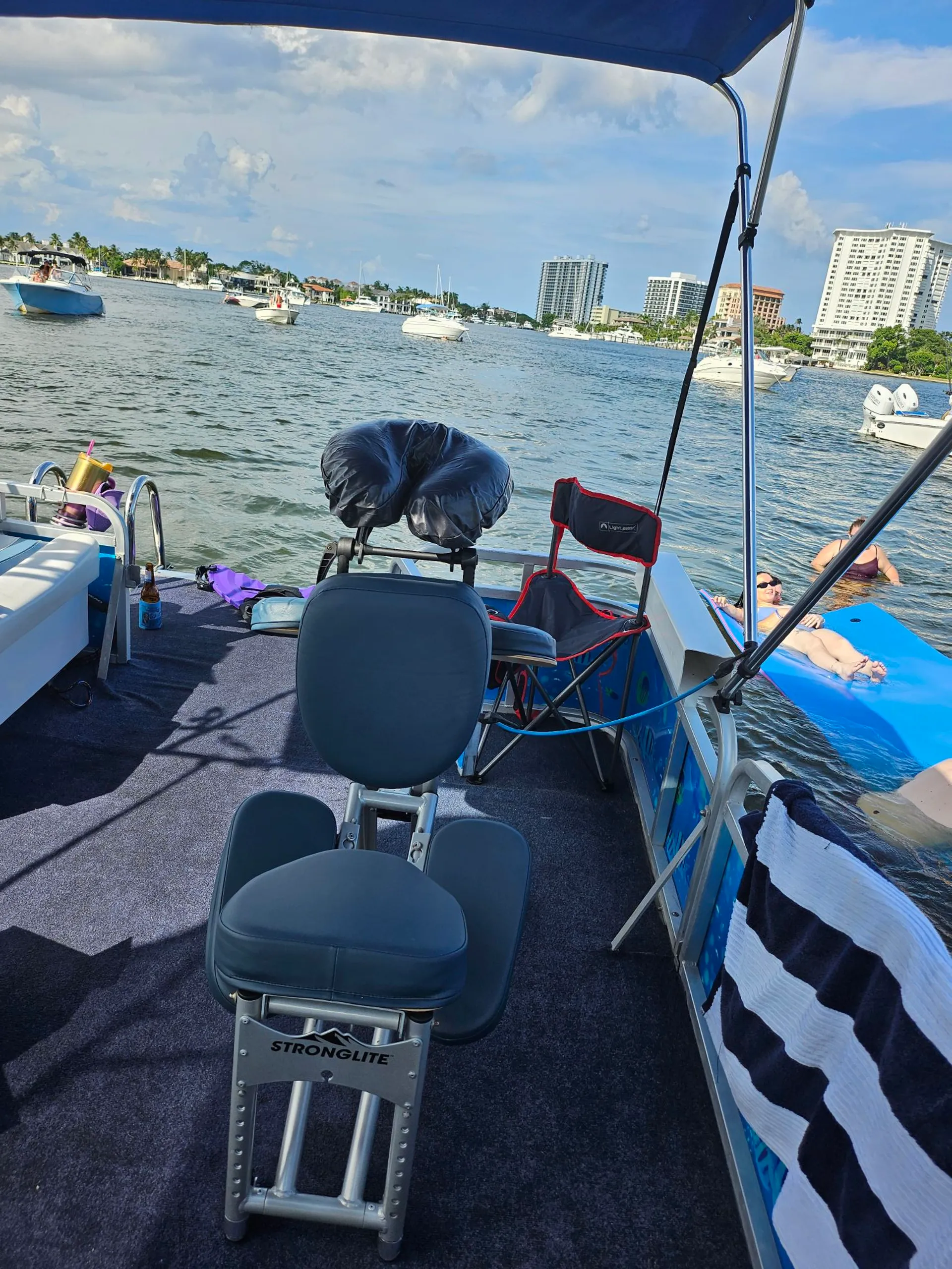 Private Boat Charter WITH Massages!