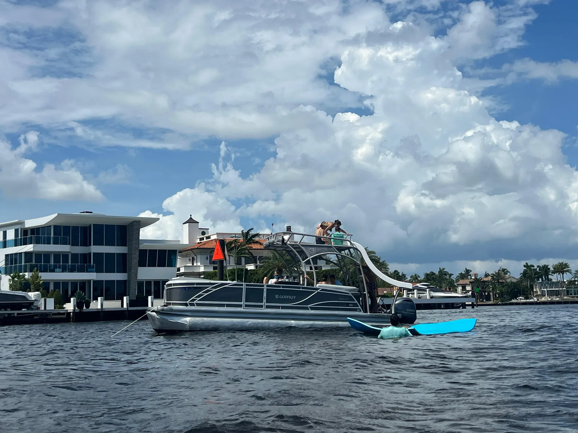 GODFREY MARINE MONACO 255 SB in Fort Lauderdale, FL — photo 2