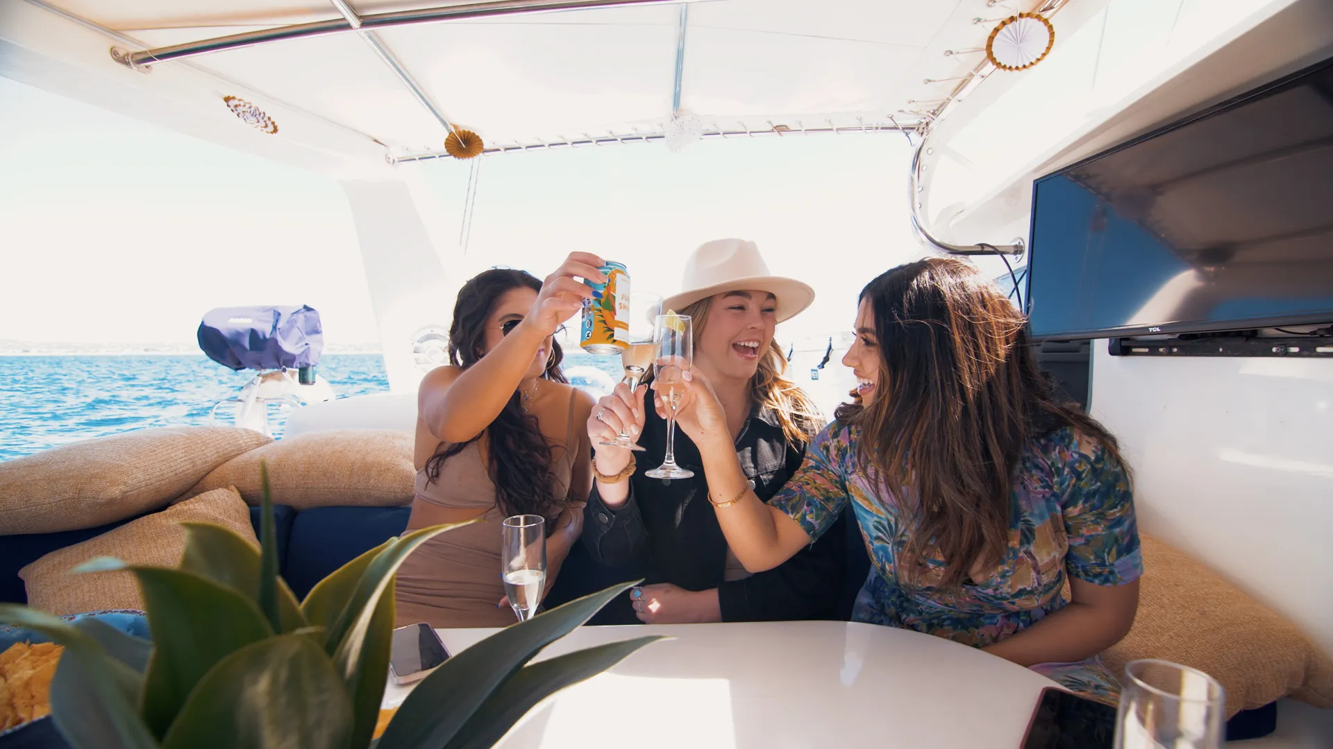 47' Luxury Catamaran Includes Captain & Crew! 