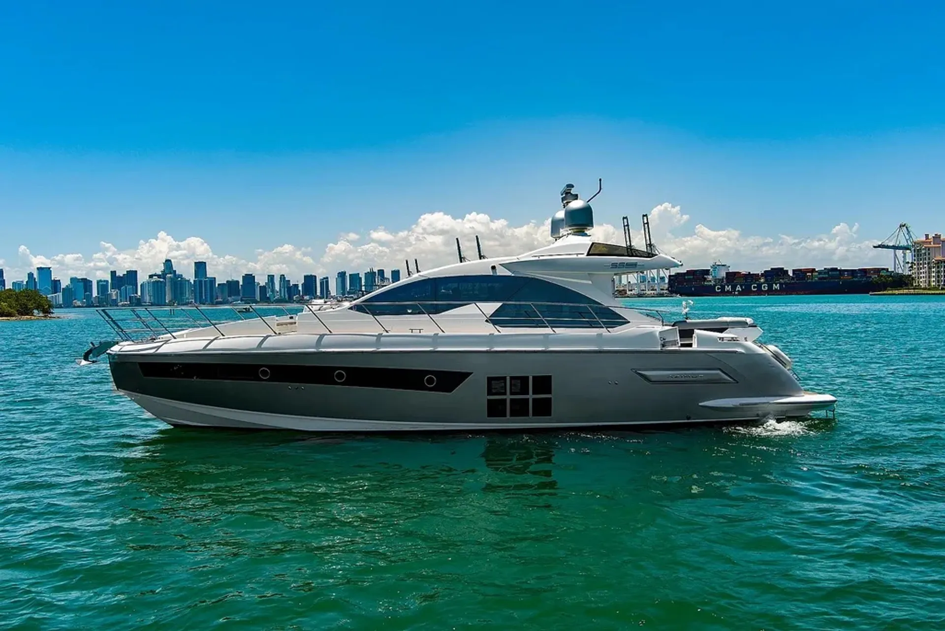55 Azimut Luxury Yacht Sleek in Miami | No Extra Fees 