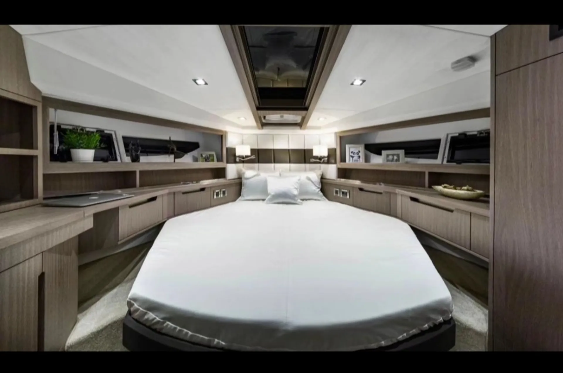 Galeon 430 HTC in Destin, FL — photo 10