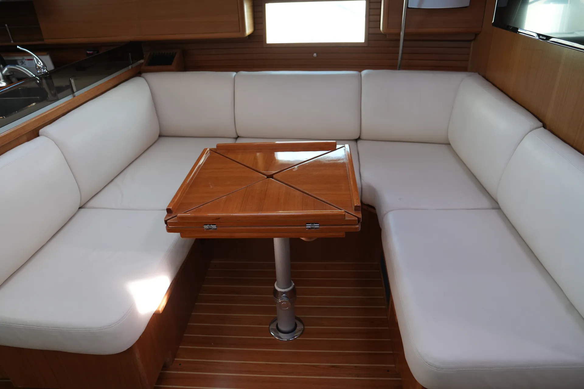 Catalina 445 in Annapolis, MD — photo 8