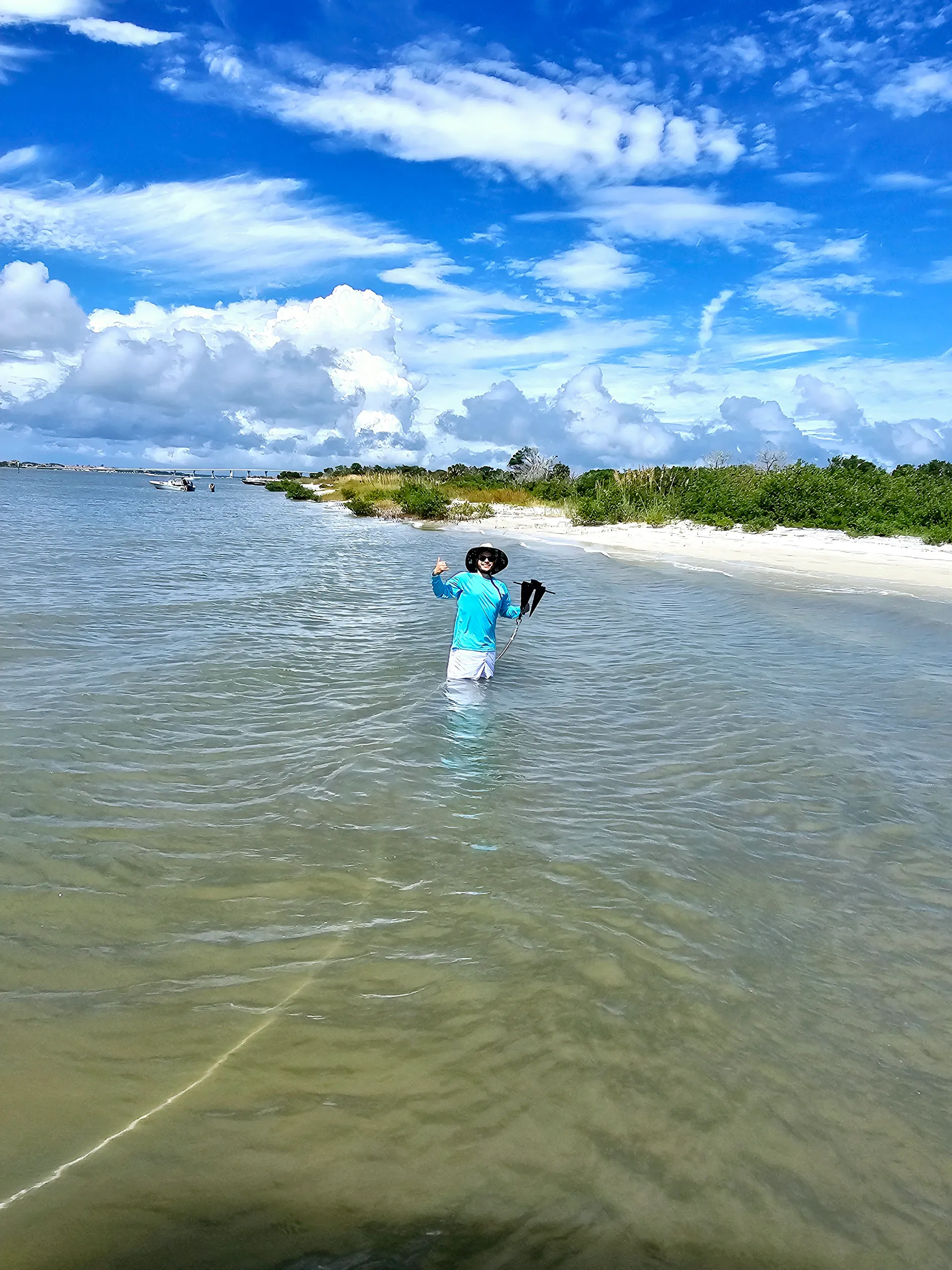 Looking for a safe and memorable boat experience! Ride Waves in Style!