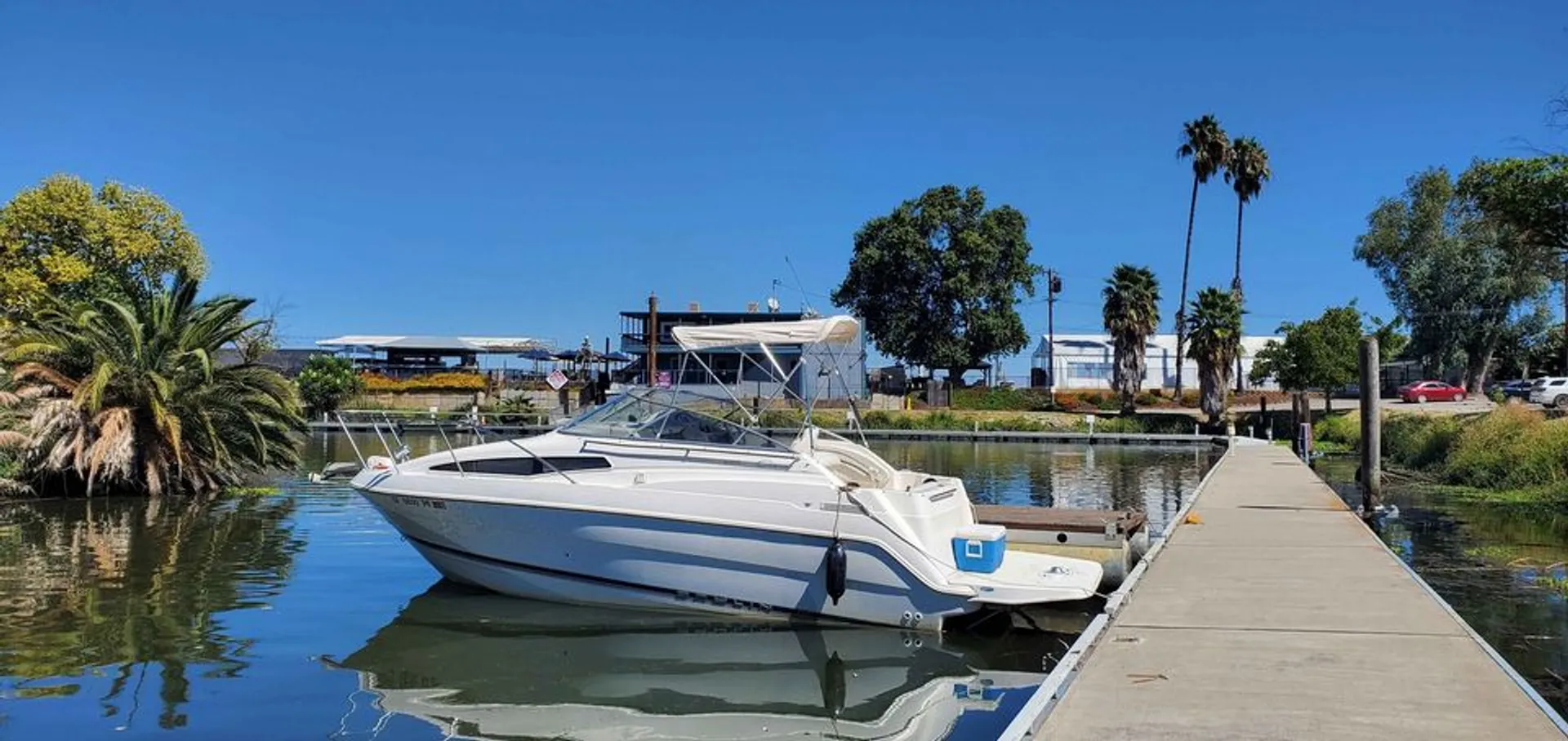 Bayliner 2355 Ciera Sunbridge in Oakley, CA — photo 3