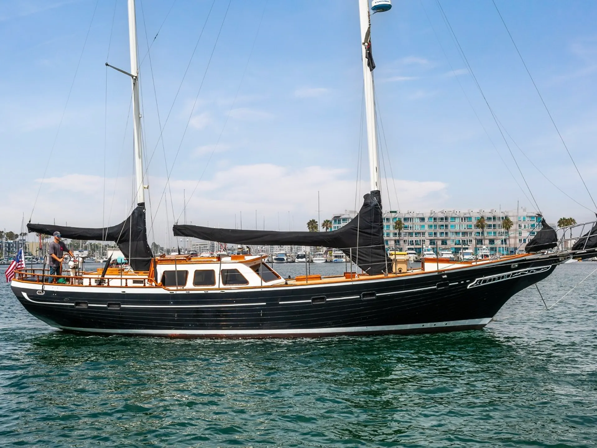 The Classic Sailing Experience