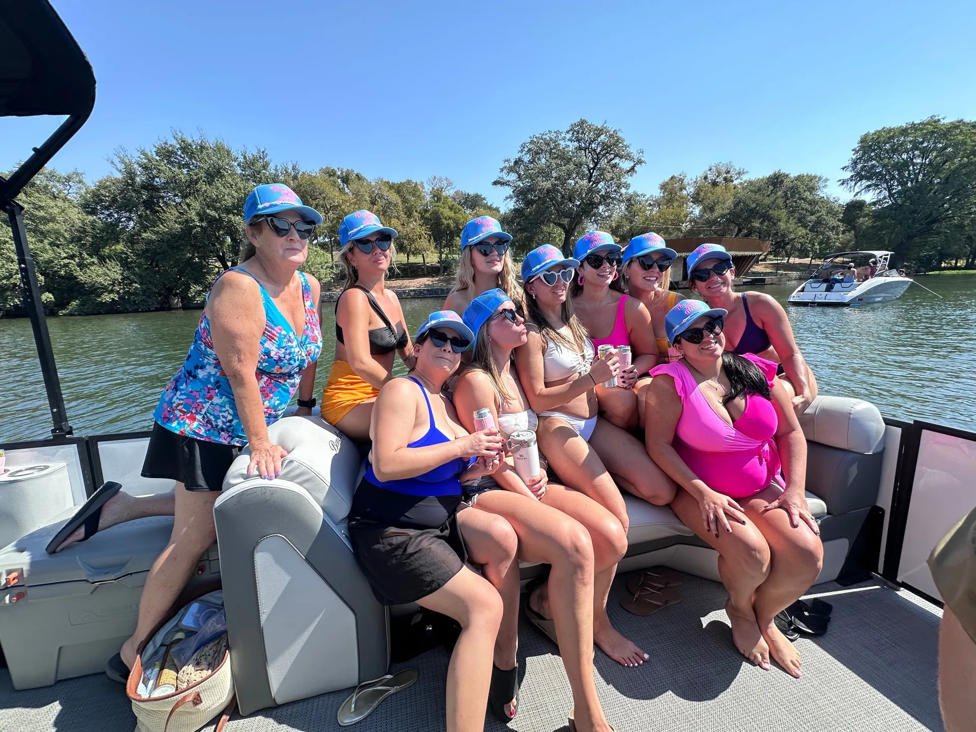 BEST BYOB PARTY BOAT. Free Lily Pad. Captained. On Lake Austin