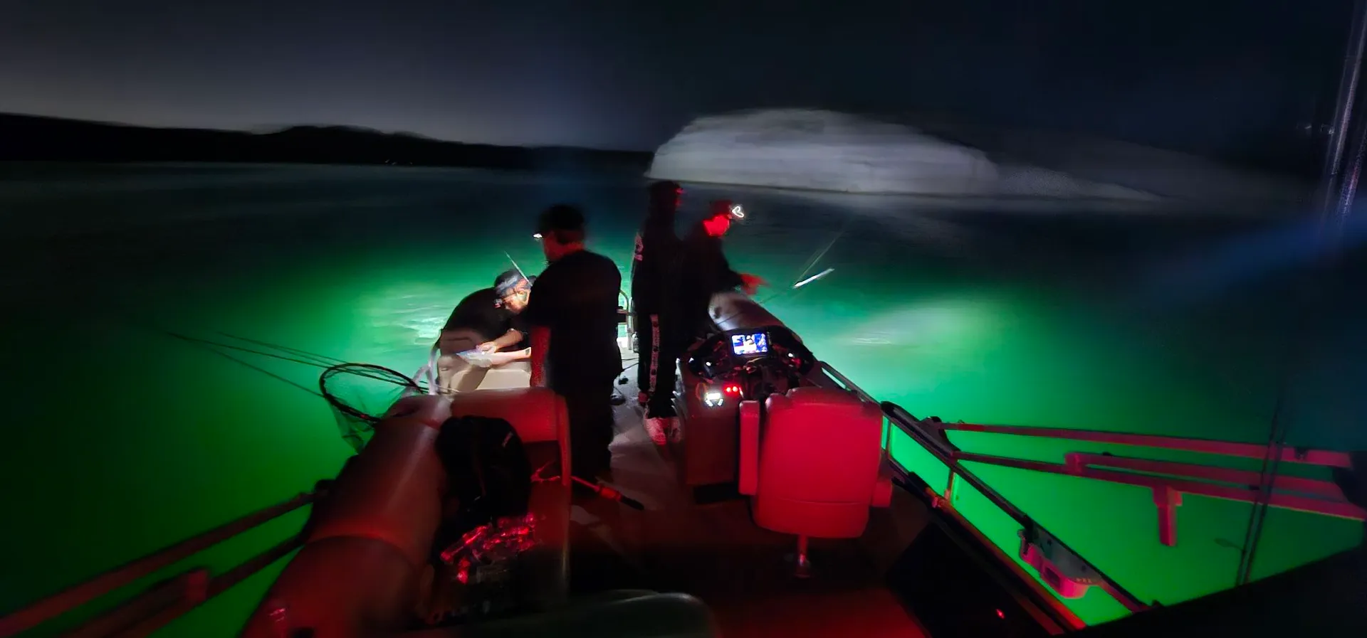 SUN TRACKER SPORTFISH 22 DLX in Boulder City, NV — photo 4