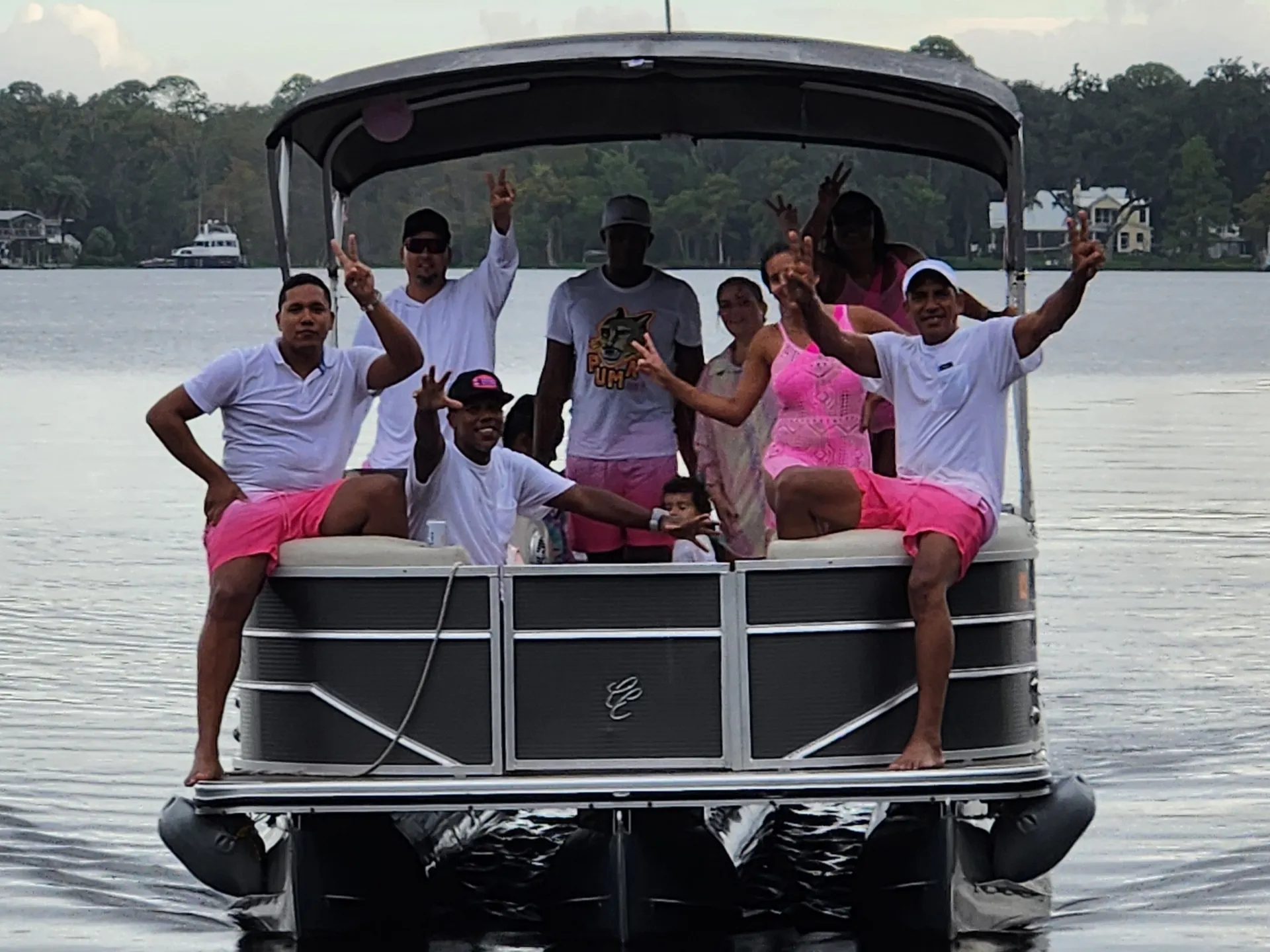 23ft Cypress Tritoon 12pp capacity 150hp with tubing included.