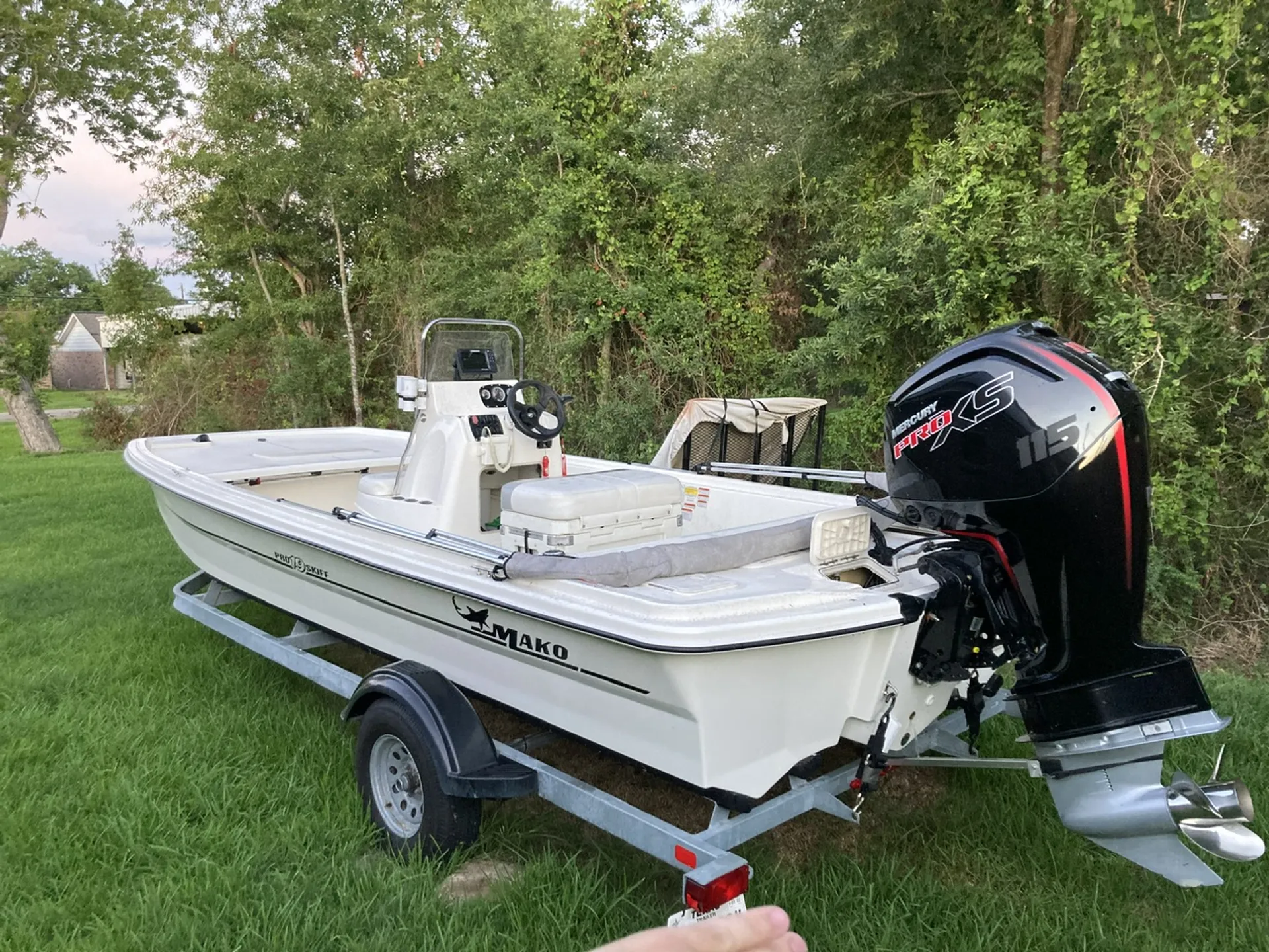 Stable Mako bay boat out of La Porte, TX